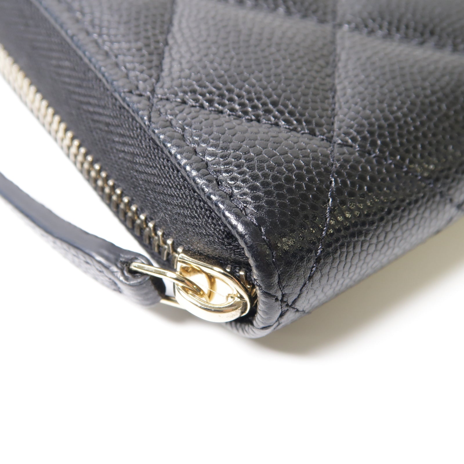 CHANEL 菱格Caviar皮革Zipper Long Wallet金扣/銀扣長錢包黑色