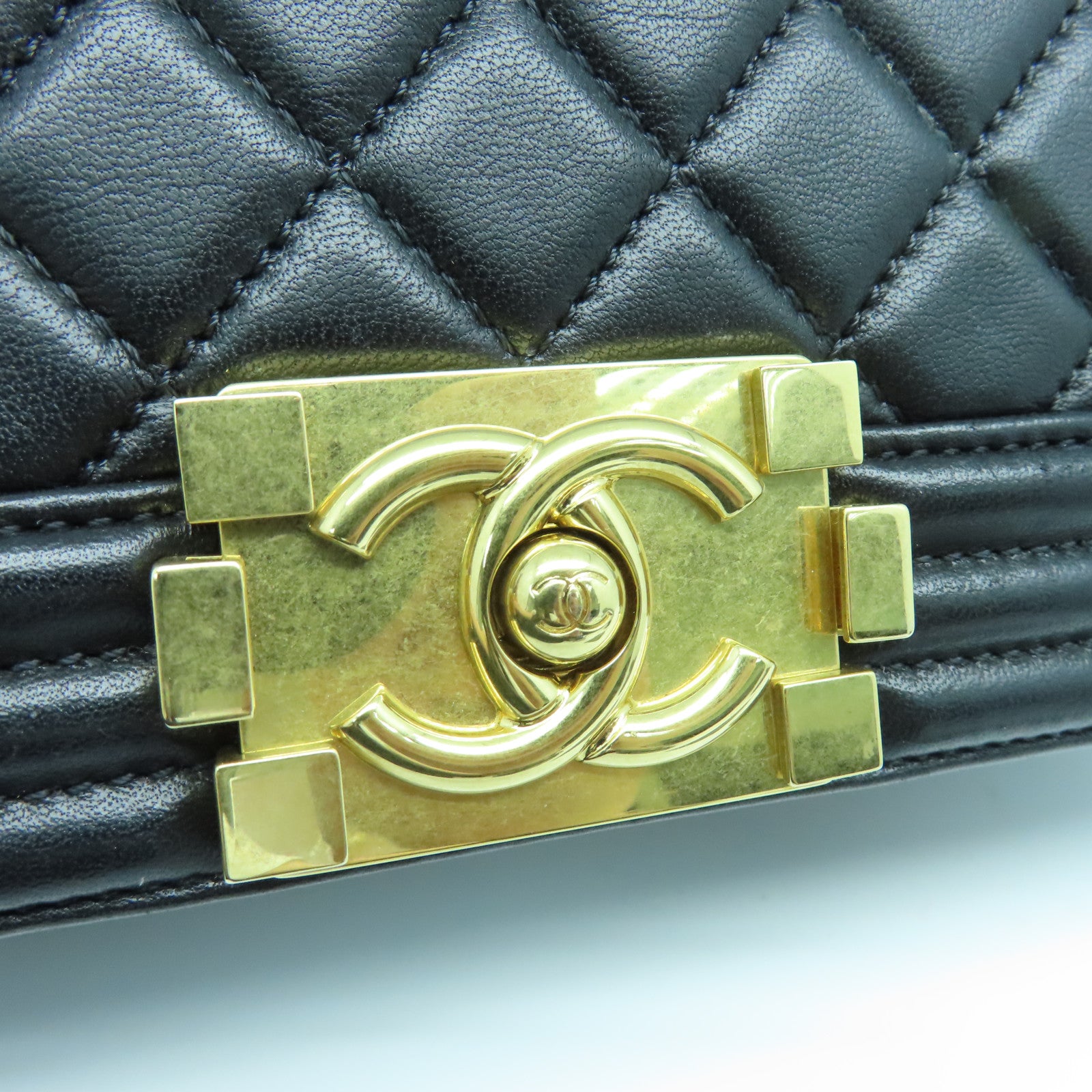 CHANEL rhombic sheepskin leather Boy gold buckle shoulder bag black