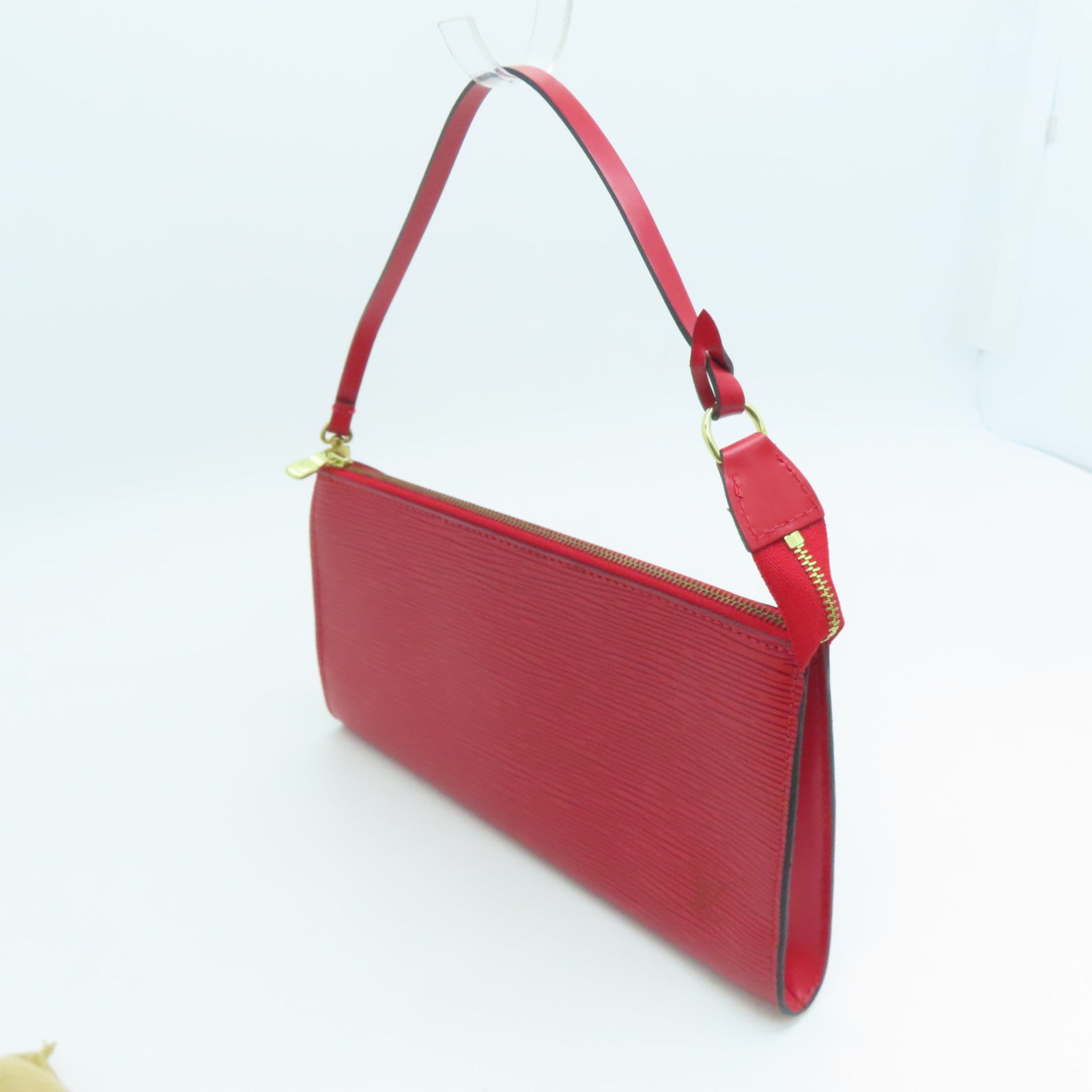 LOUIS VUITTON Epi Pochette Accessories金扣手拿包红色
