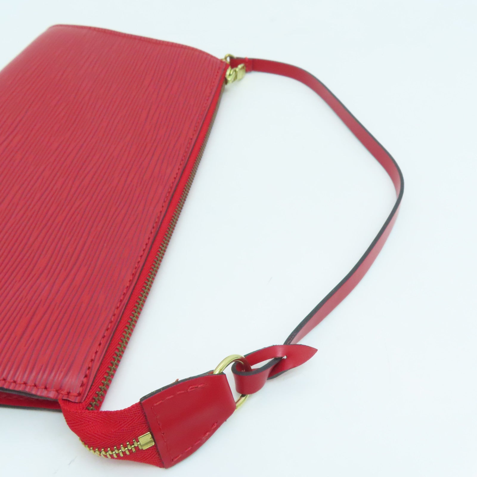 LOUIS VUITTON Epi Pochette Accessories金扣手拿包红色