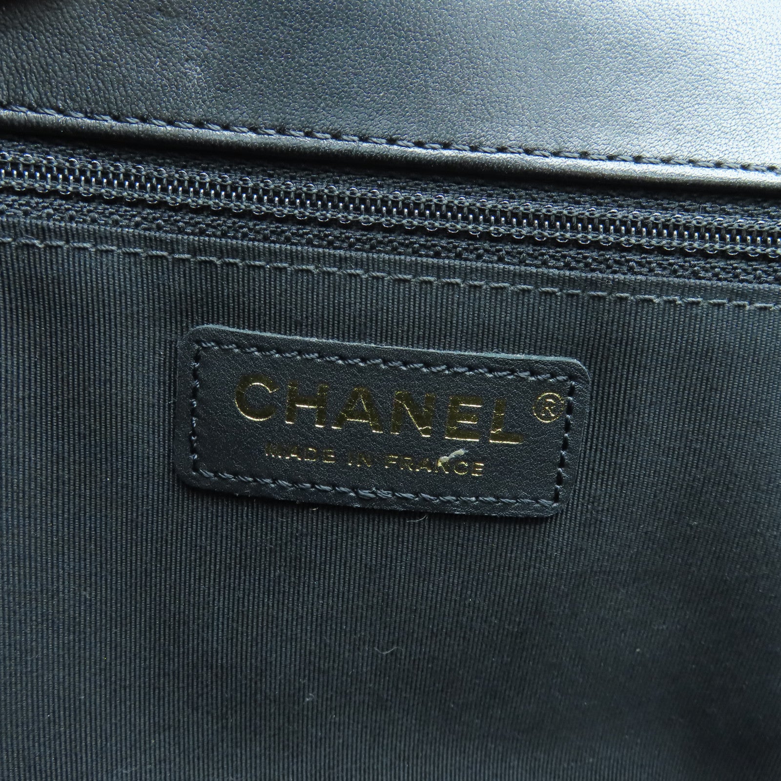 CHANEL rhombic sheepskin leather Boy gold buckle shoulder bag black