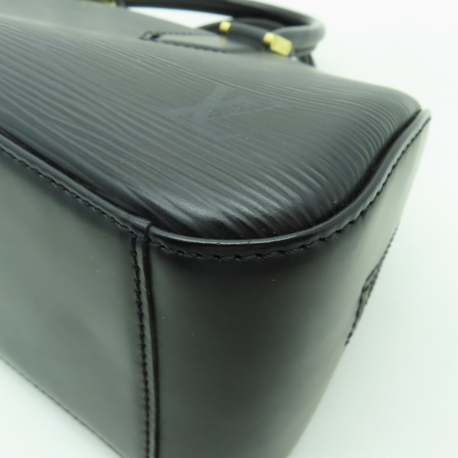 LOUIS VUITTON Epi Jasmin金扣手挽袋黒色