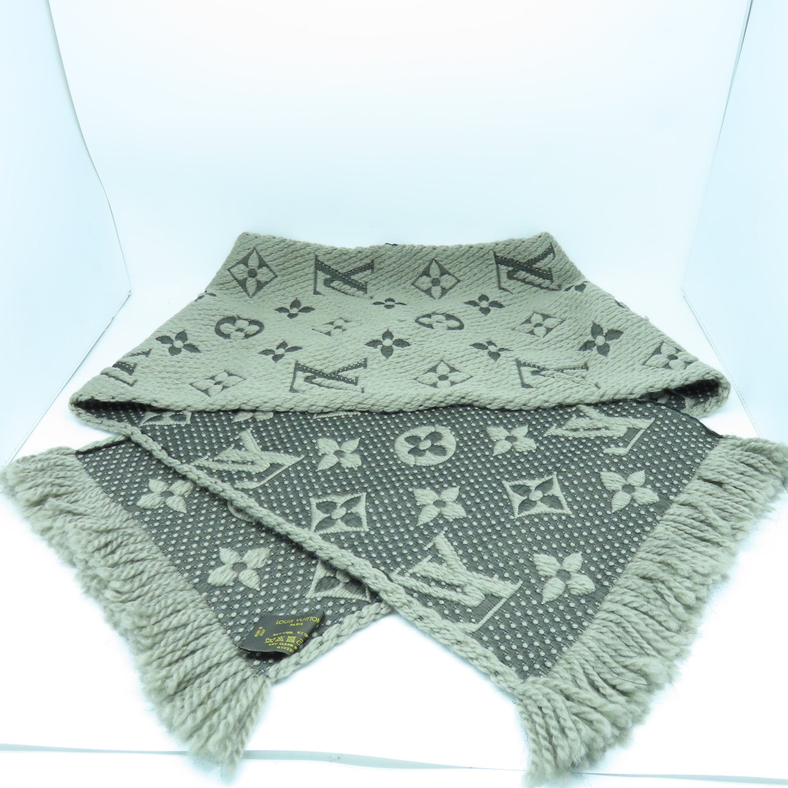 LOUIS VUITTON 羊毛Scarf丝巾灰色