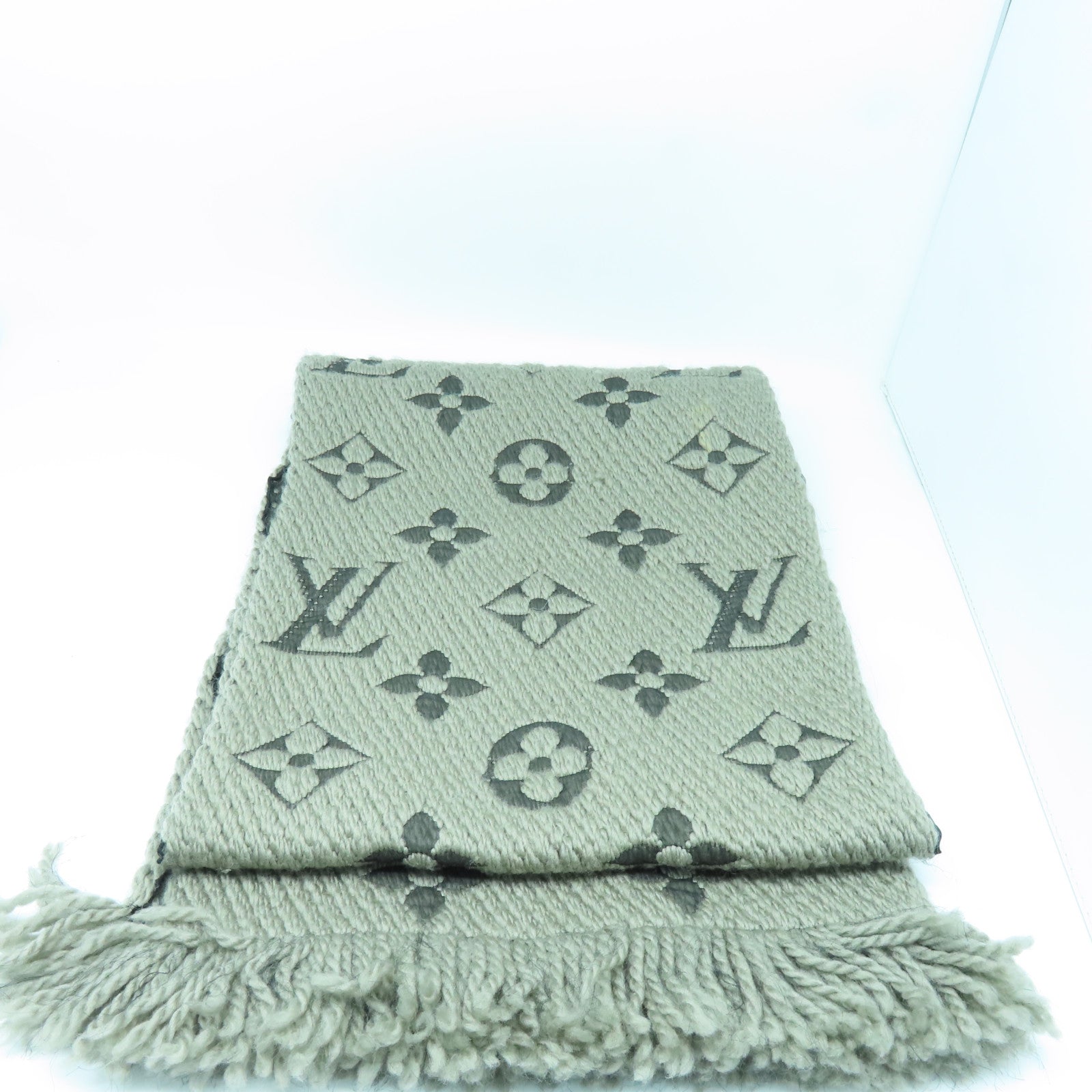LOUIS VUITTON 羊毛Scarf丝巾灰色