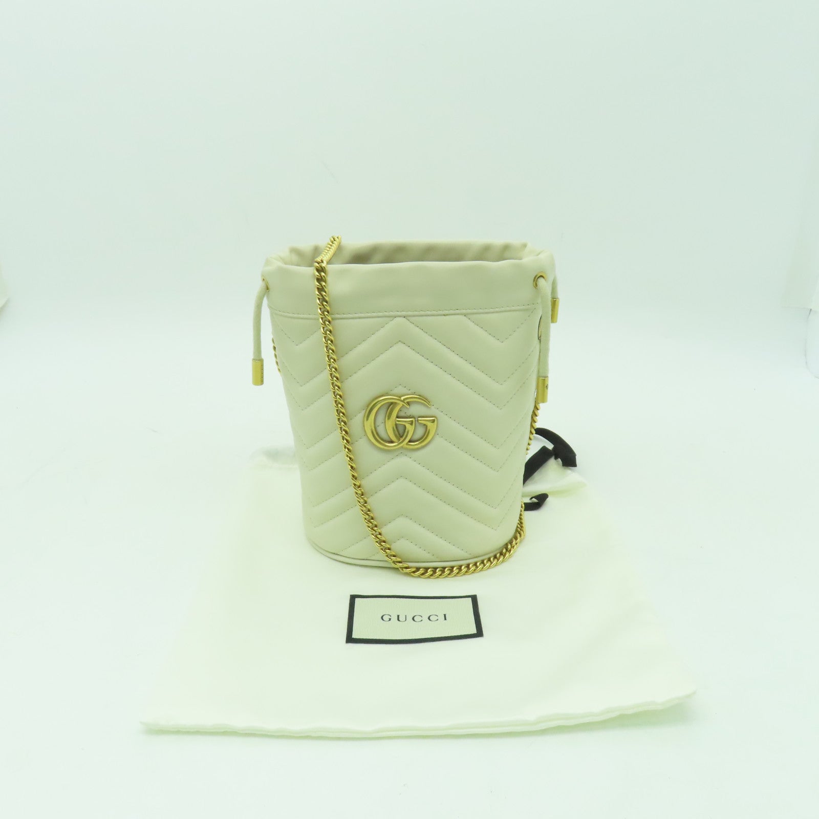 GUCCI 牛皮皮革GG Marmont金扣鏈帶肩背袋白色