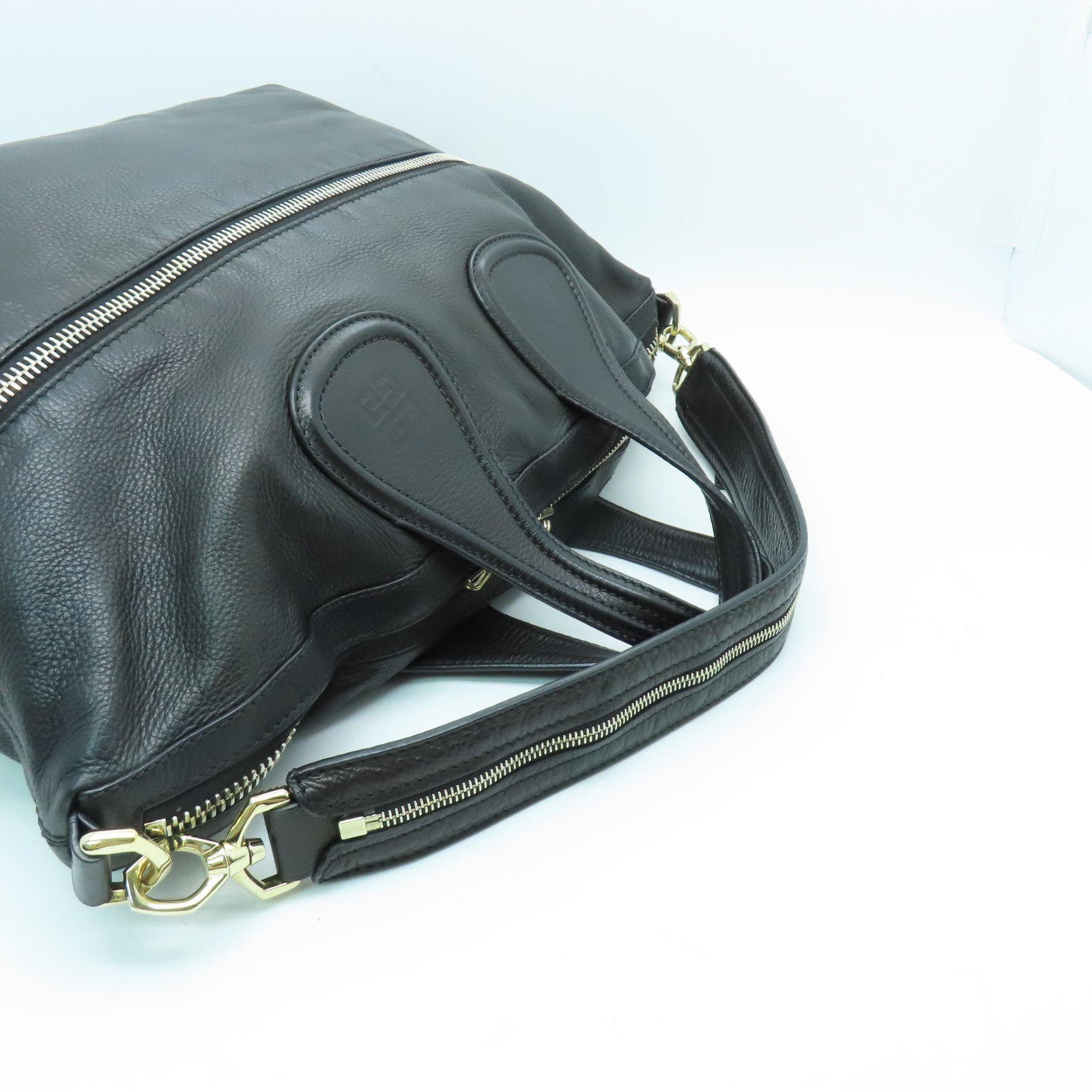 GIVENCHY 牛皮皮革2way Shoulder Bag銀扣手挽肩背兩用袋黑色