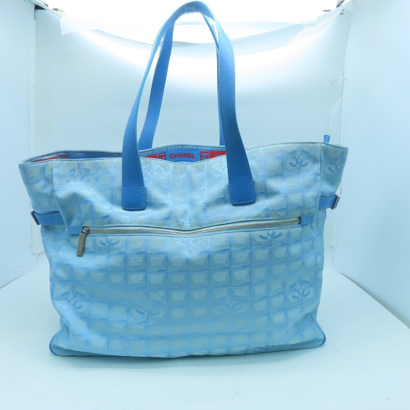 CHANEL 尼龙Shoulder Bag银扣肩背袋蓝色