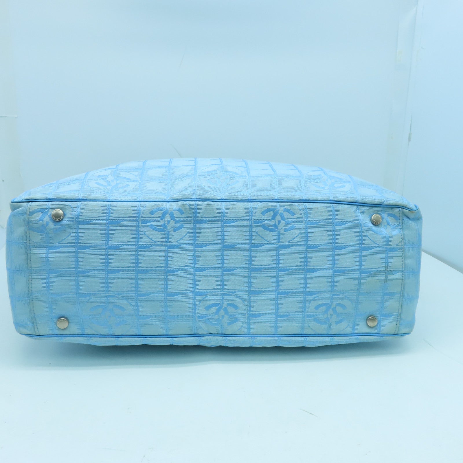 CHANEL 尼龙Shoulder Bag银扣肩背袋蓝色
