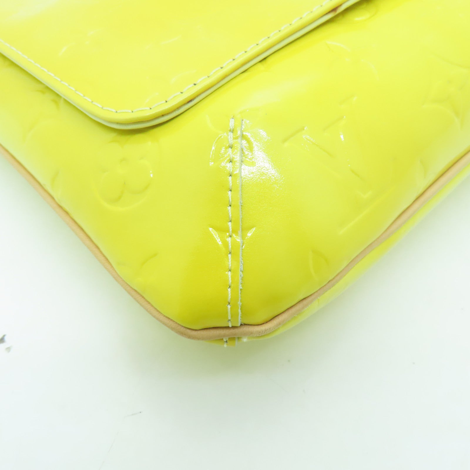 LOUIS VUITTON 【激減優惠】Monogram Vernis Thompson Street金扣肩背袋黃色