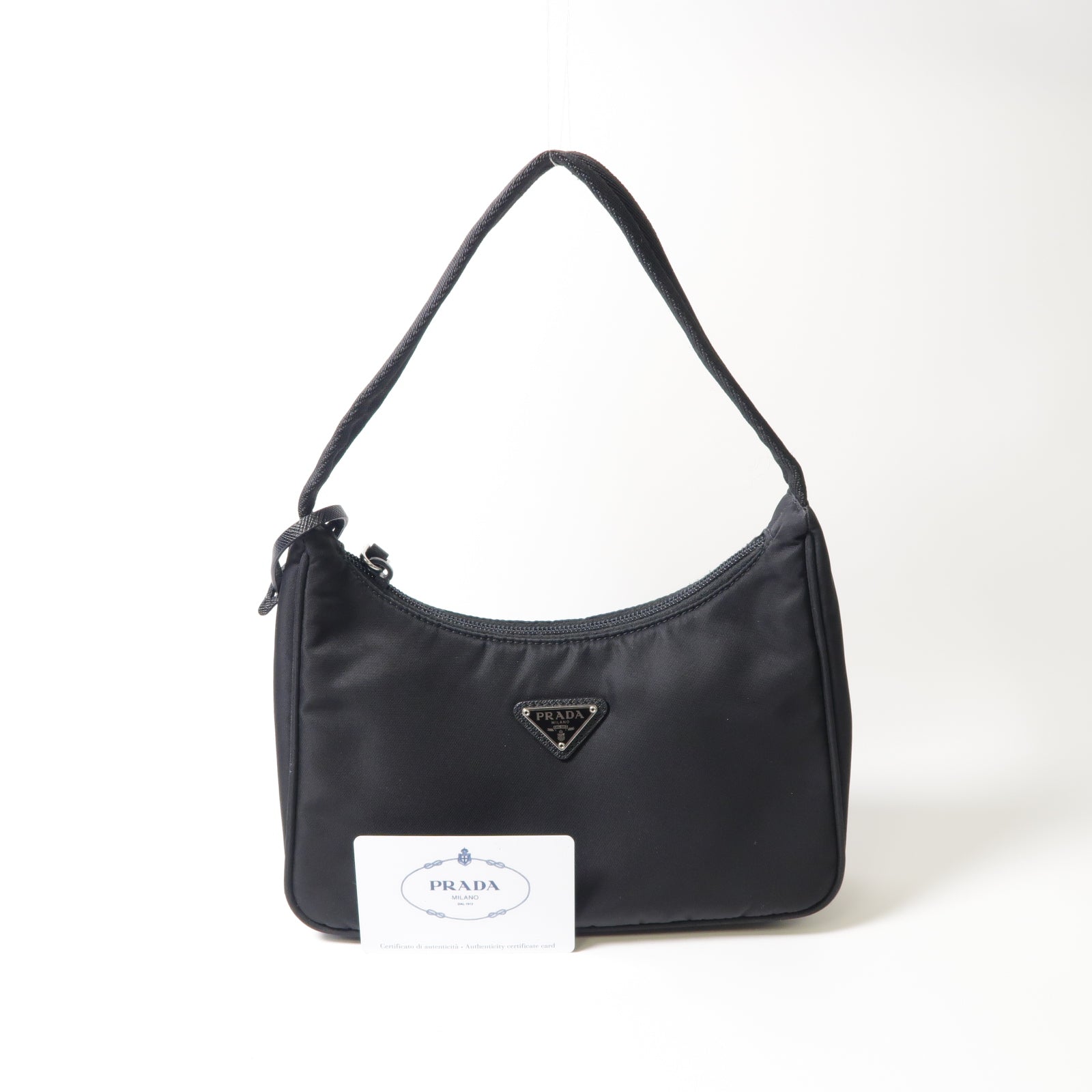 PRADA 尼龍Shoulder Bag銀扣肩背袋黑色