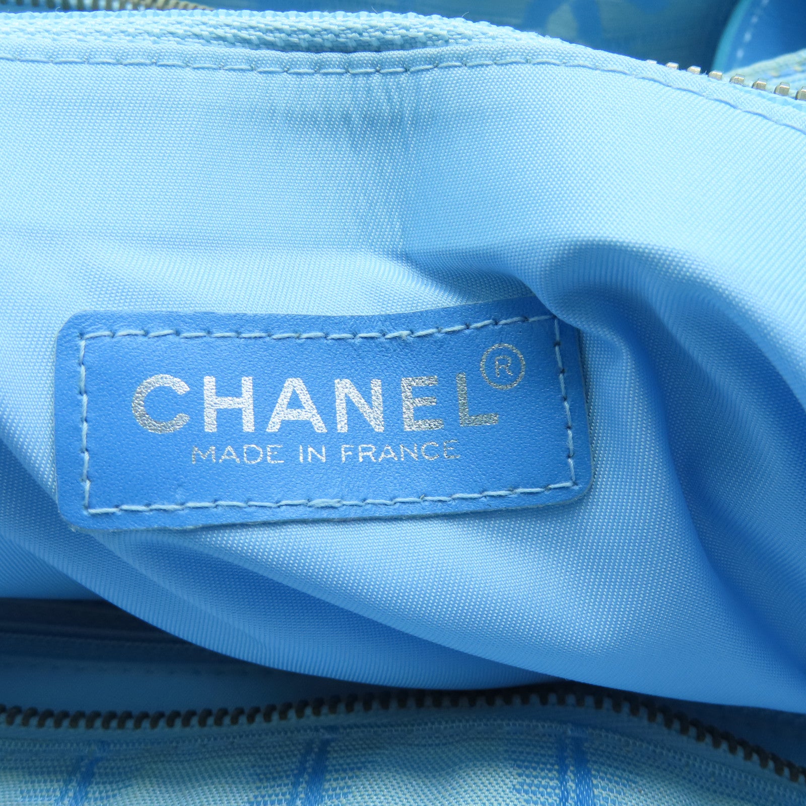 CHANEL 尼龙Shoulder Bag银扣肩背袋蓝色