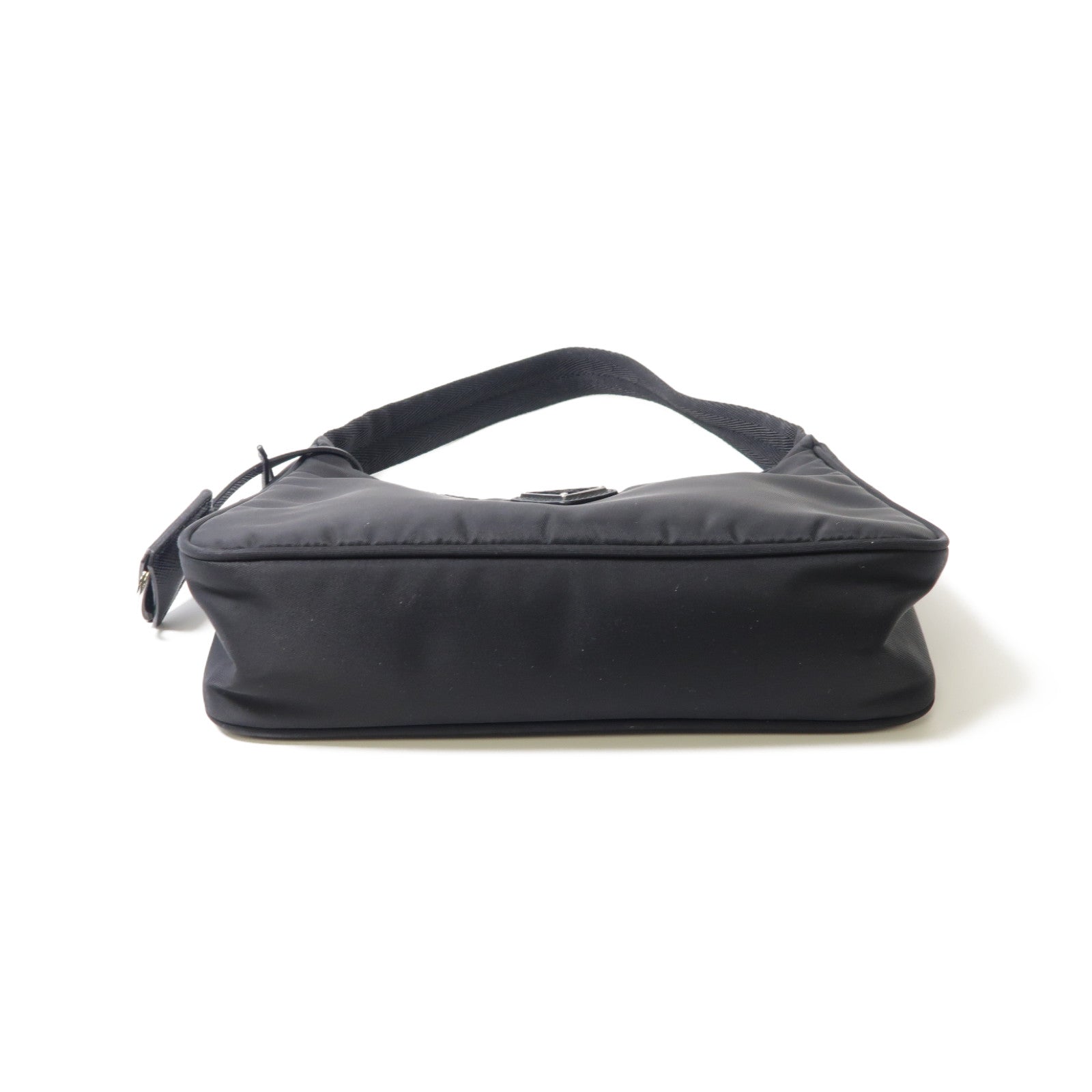 PRADA 尼龍Shoulder Bag銀扣肩背袋黑色