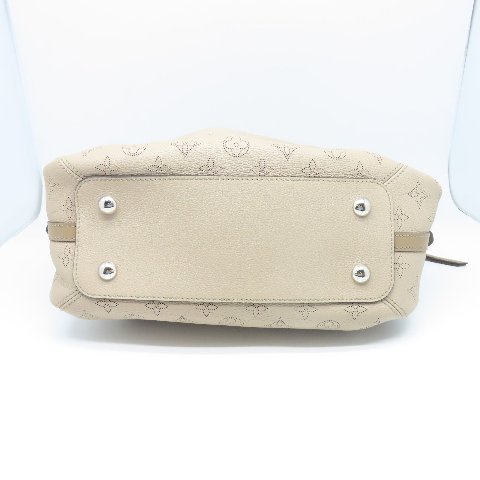 LOUIS VUITTON 牛皮皮革Mahina Asteria银扣手挽肩背袋米色