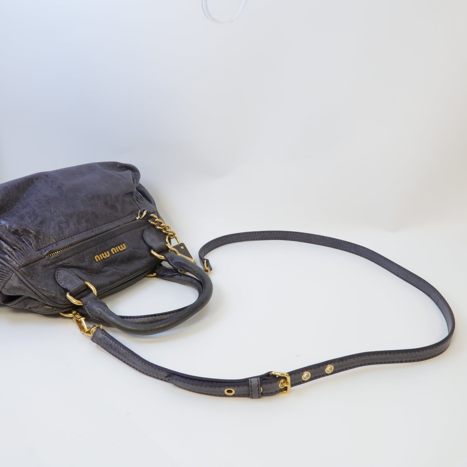 Miu Miu 牛皮皮革2 Way Shoulder金扣手挽肩背兩用袋灰色