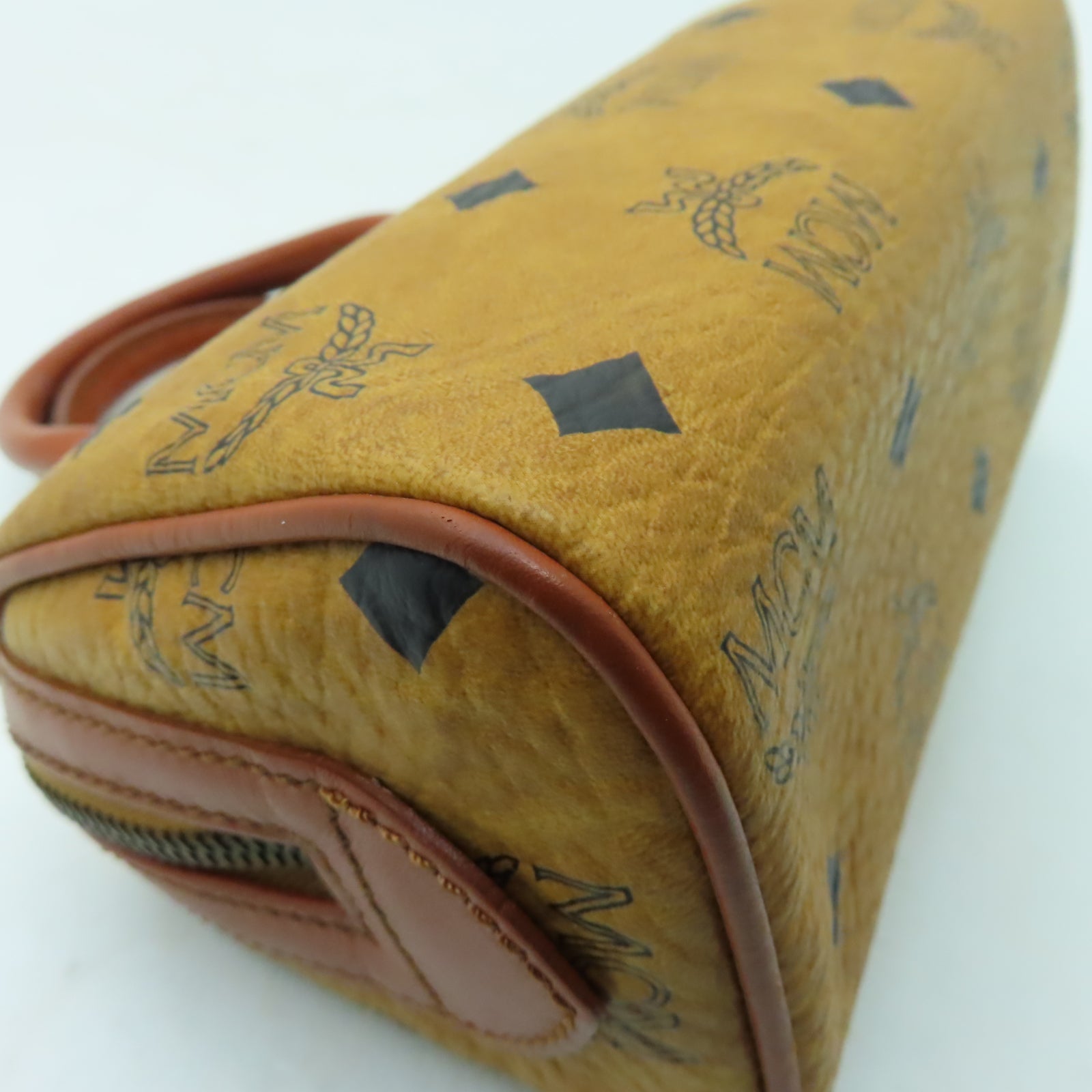 MCM 牛皮皮革Hand Bag金扣手挽袋啡色