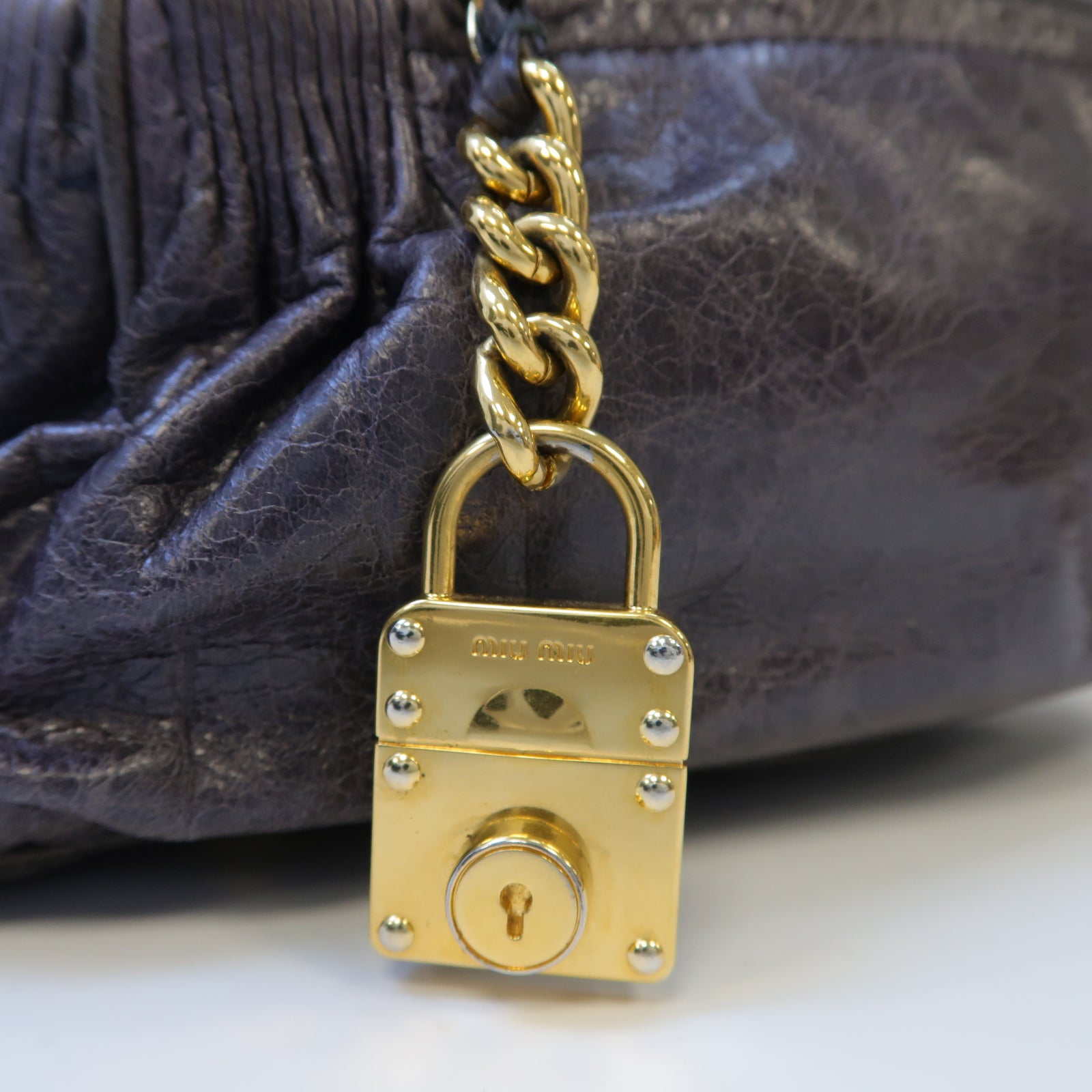 Miu Miu 牛皮皮革2 Way Shoulder金扣手挽肩背兩用袋灰色
