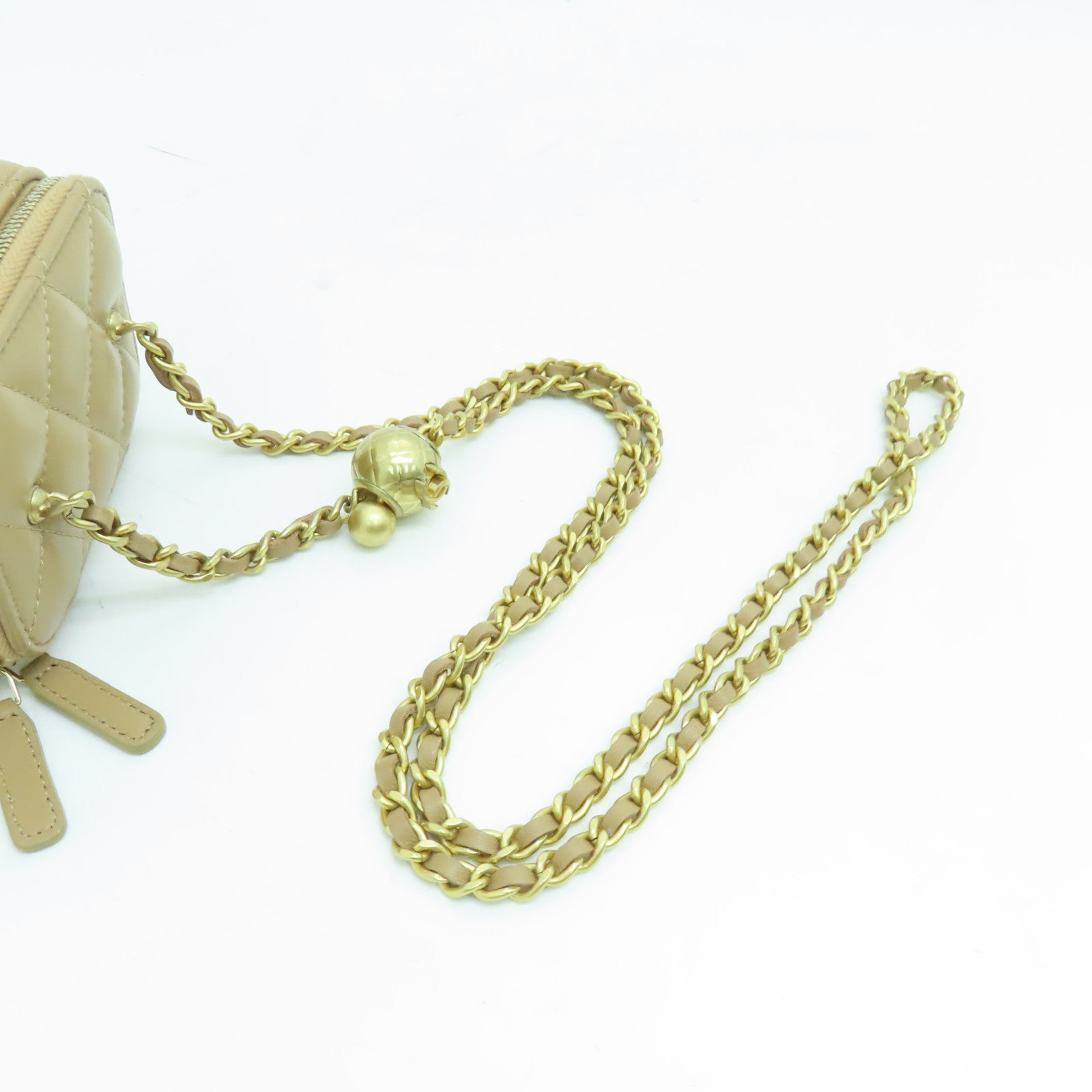 CHANEL 菱格牛皮皮革Chain Shoulder金扣鏈帶肩背袋駝色