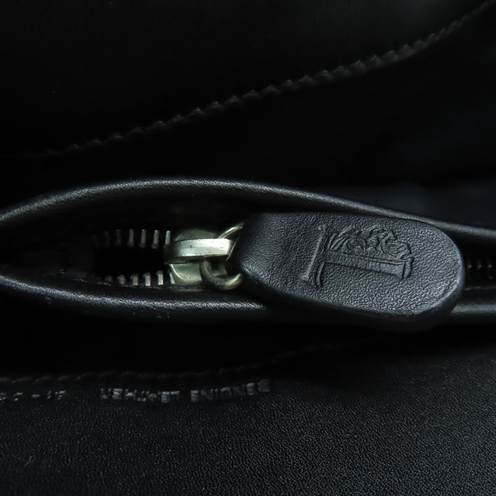 TOD’S 【激減優惠】牛皮皮革Shoulder Bag銀扣肩背袋黑色