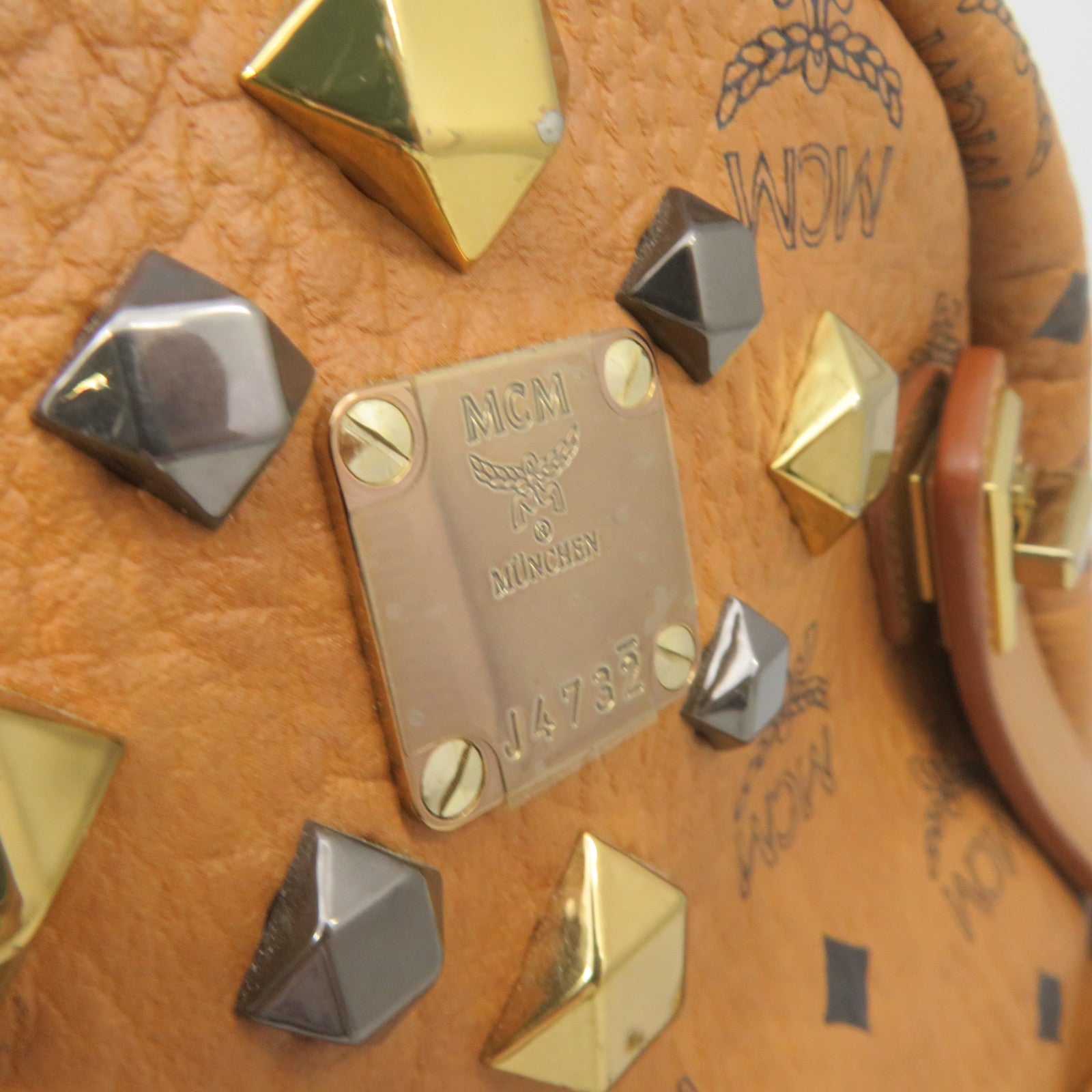 MCM 牛皮皮革Backpack背包啡色