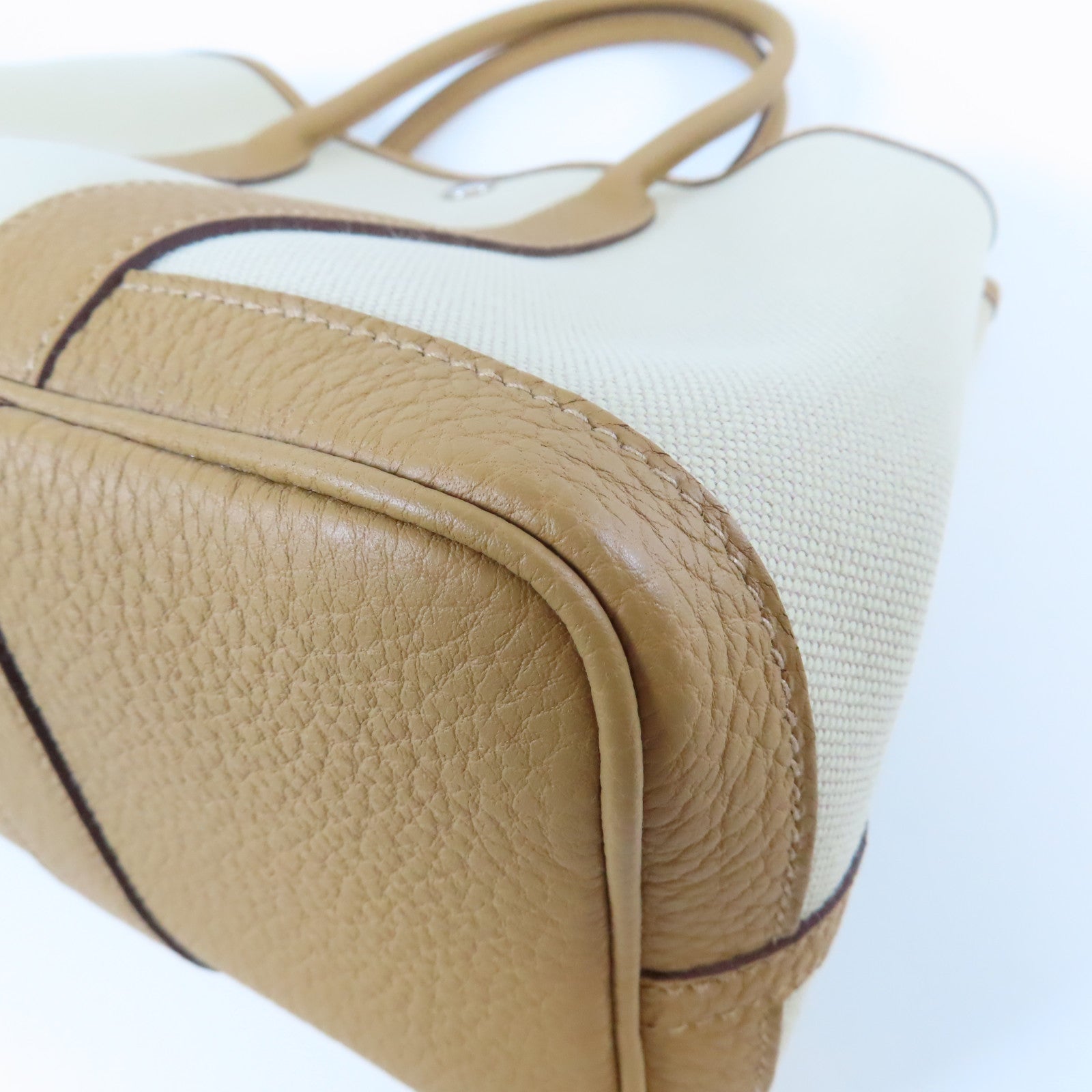 HERMES 皮革/帆布Garden Party TPM銀扣手挽袋Beige De Weimar奶茶色/Beton冰川白色