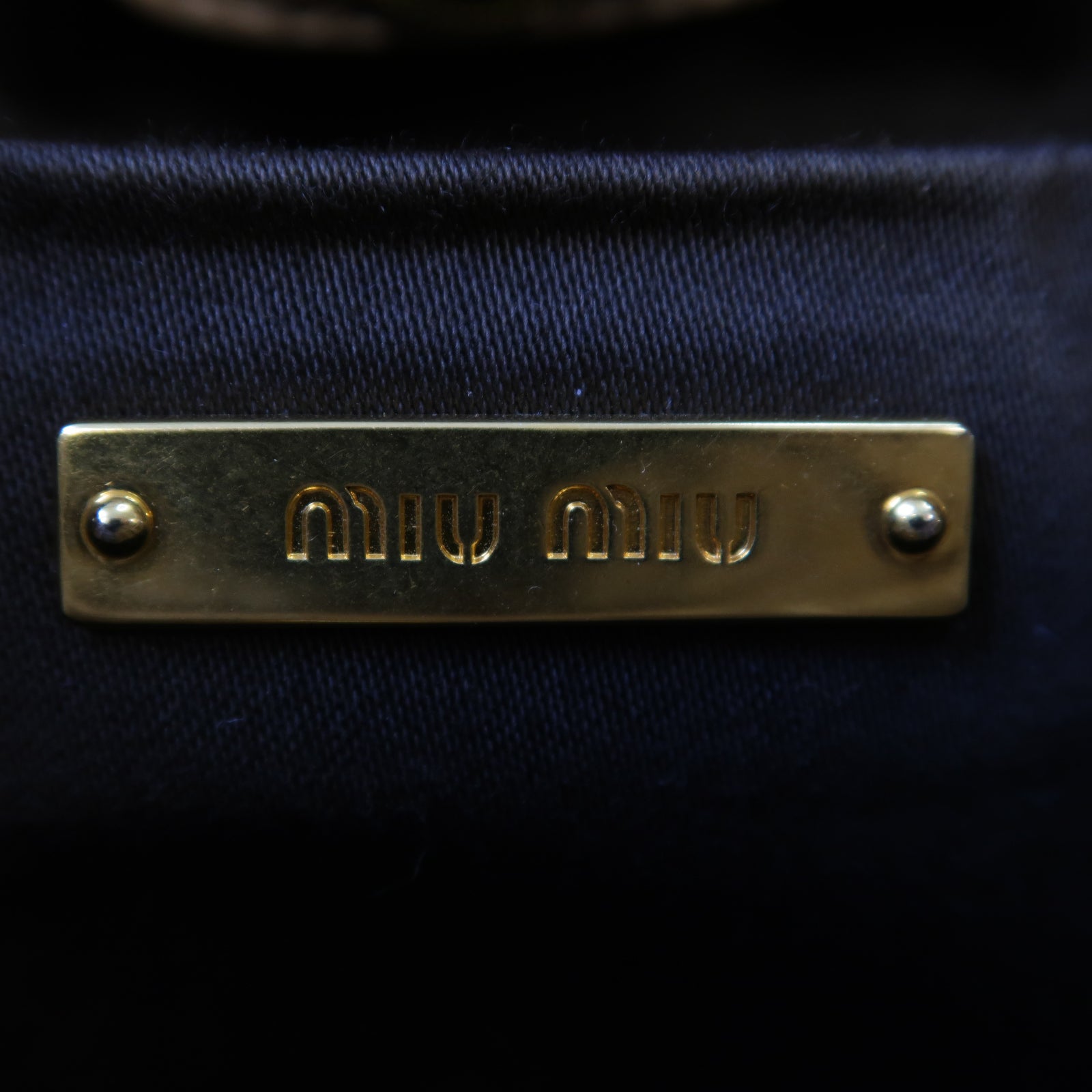 Miu Miu 牛皮皮革2 Way Shoulder金扣手挽肩背兩用袋米色