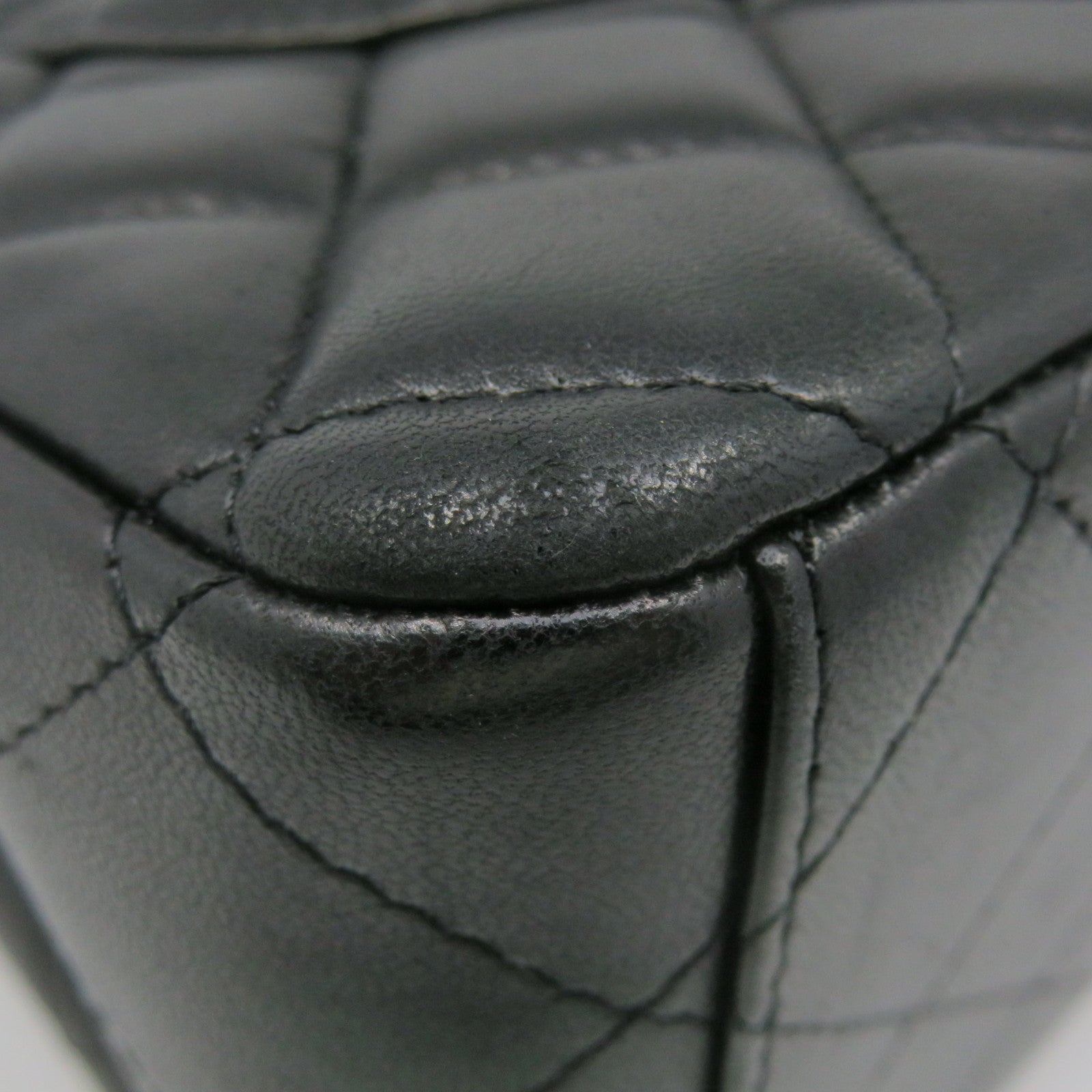 CHANEL 菱格羊皮皮革Jumbo Shoulder Bag银扣链带肩背袋黑色