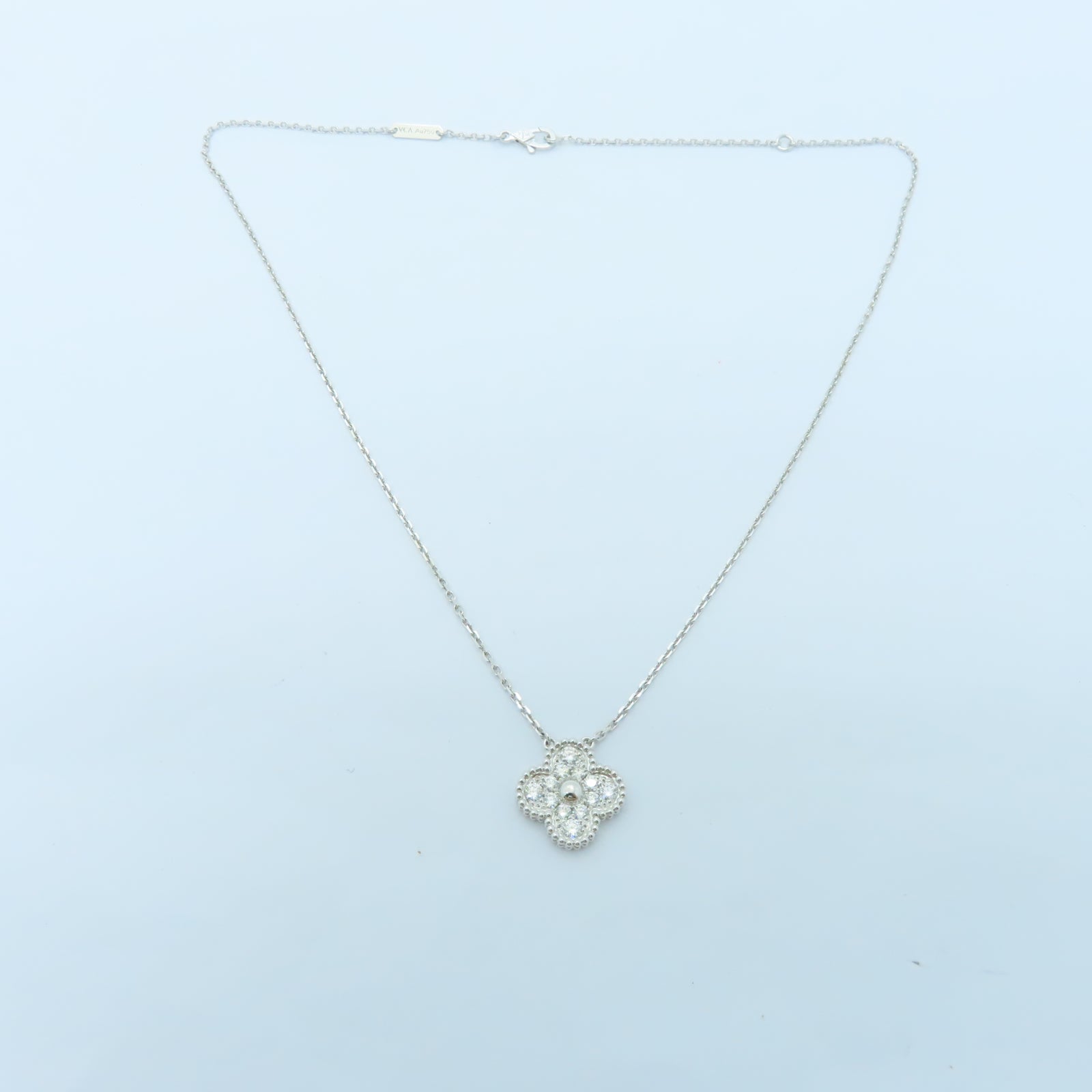 Van Cleef & Arpels 18K白金Vintage Alhambra 0.48ct鑽石項鍊銀色