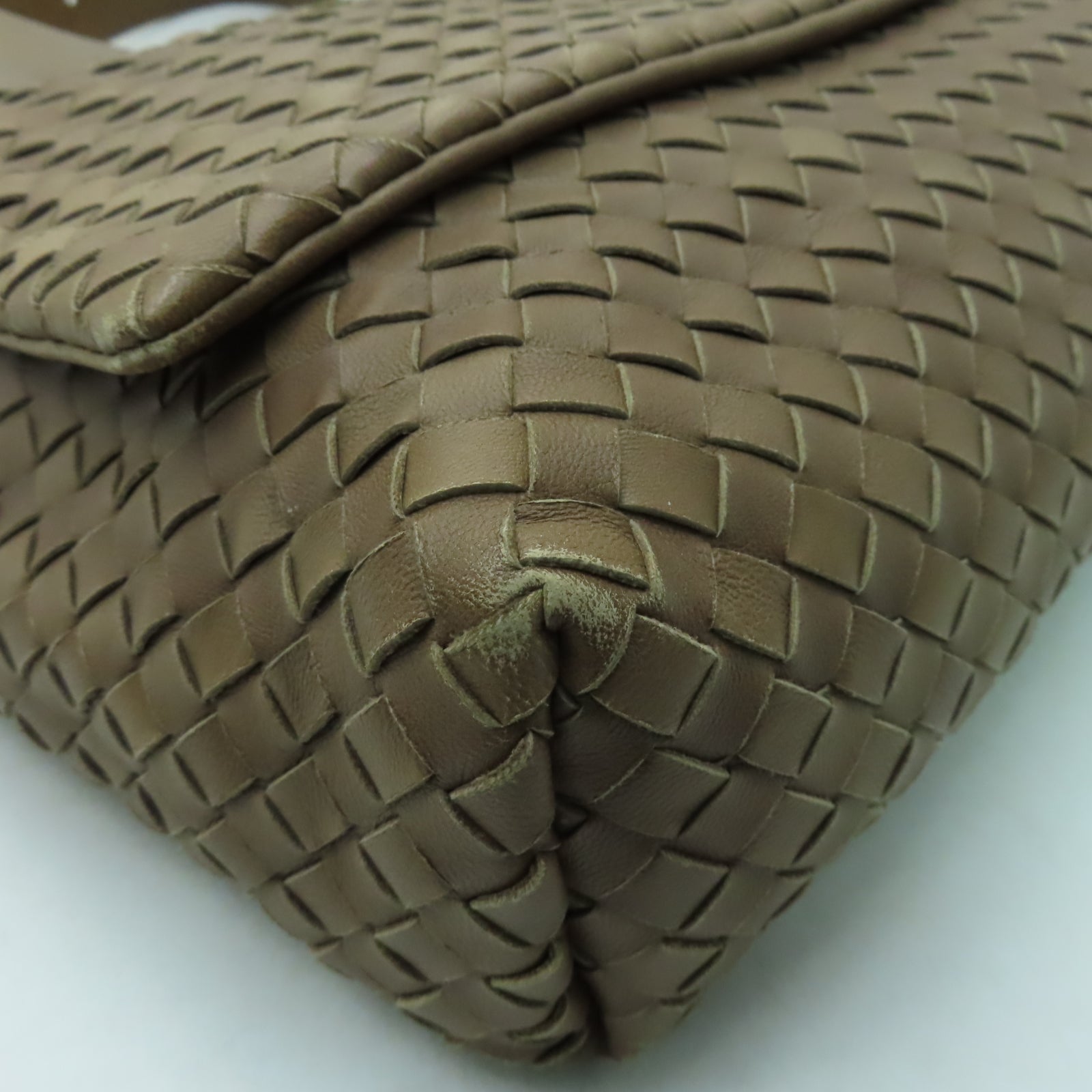 BOTTEGA VENETA 織紋皮革Shoulder Bag金扣肩背袋啡色