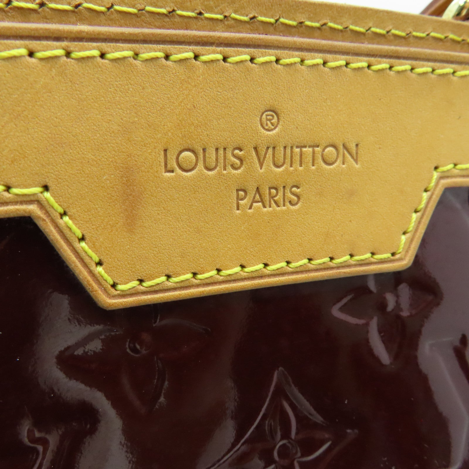 LOUIS VUITTON Vernis Brera MM金扣手挽袋酒红色