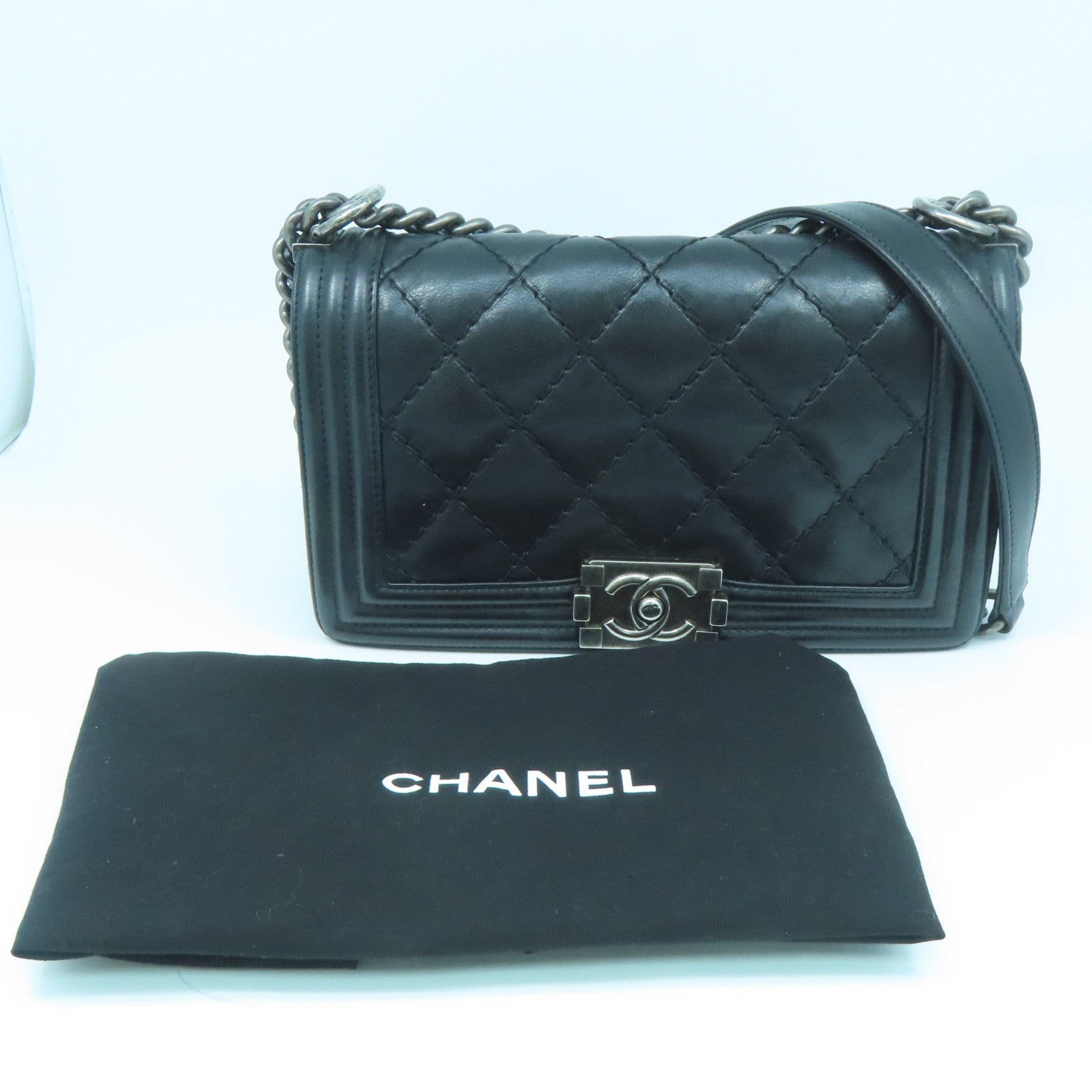 CHANEL 牛皮皮革Boy 25銀扣鏈帶手挽肩背兩用袋黑色