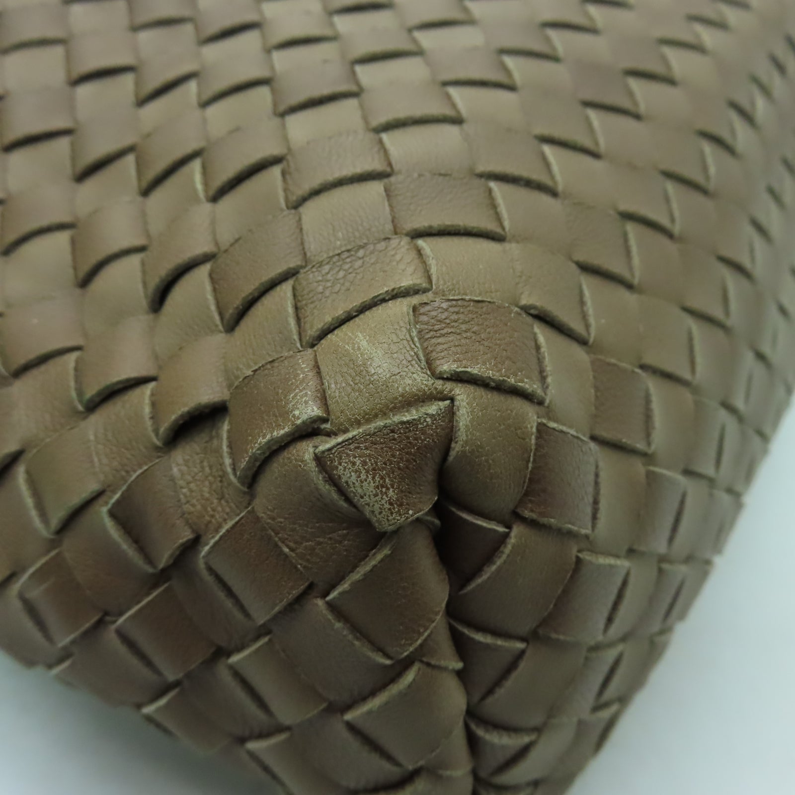 BOTTEGA VENETA 織紋皮革Shoulder Bag金扣肩背袋啡色