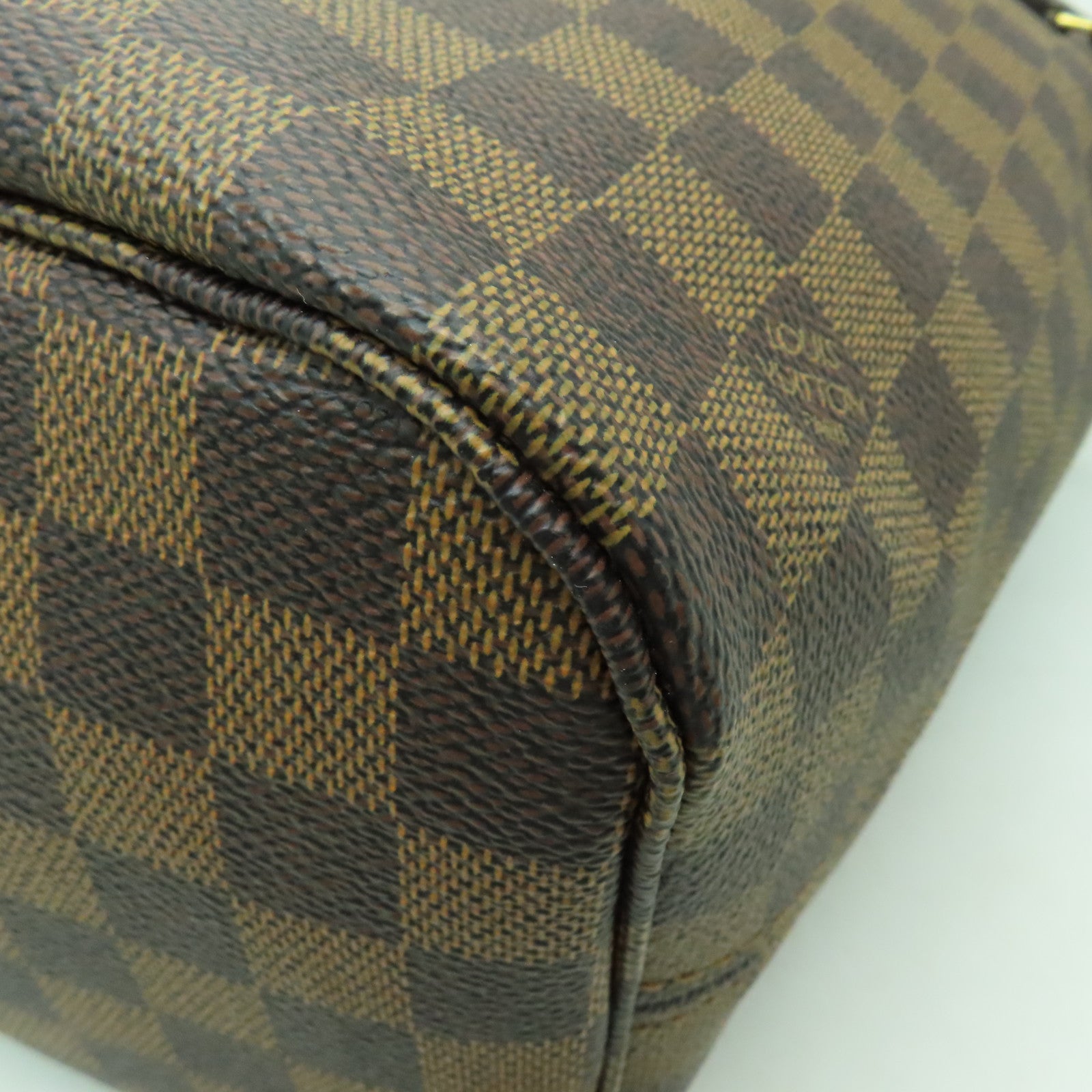 LOUIS VUITTON Damier Neverfull MM金扣手挽袋棕色