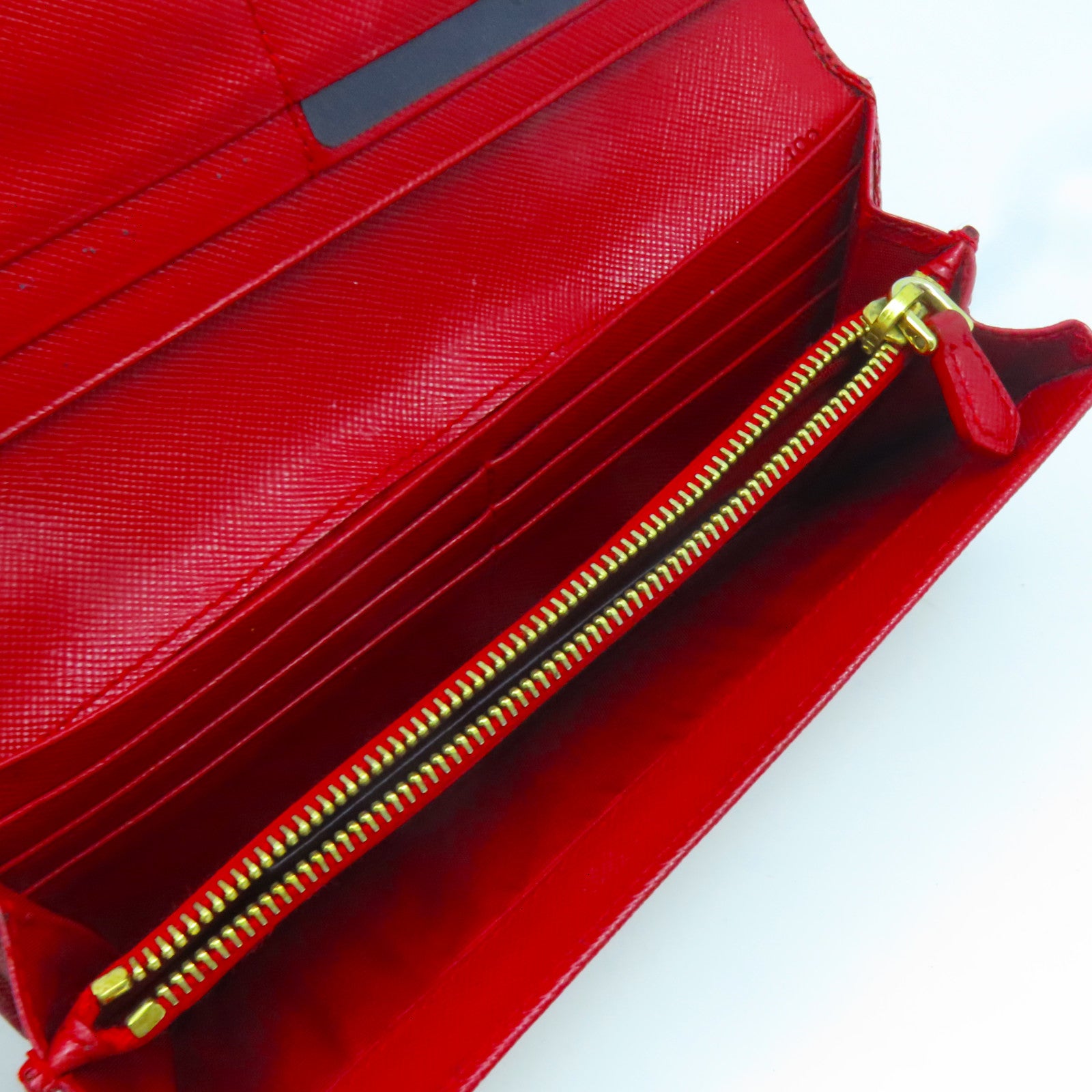PRADA 【激減優惠】牛皮皮革Wallet金扣長錢包紅色