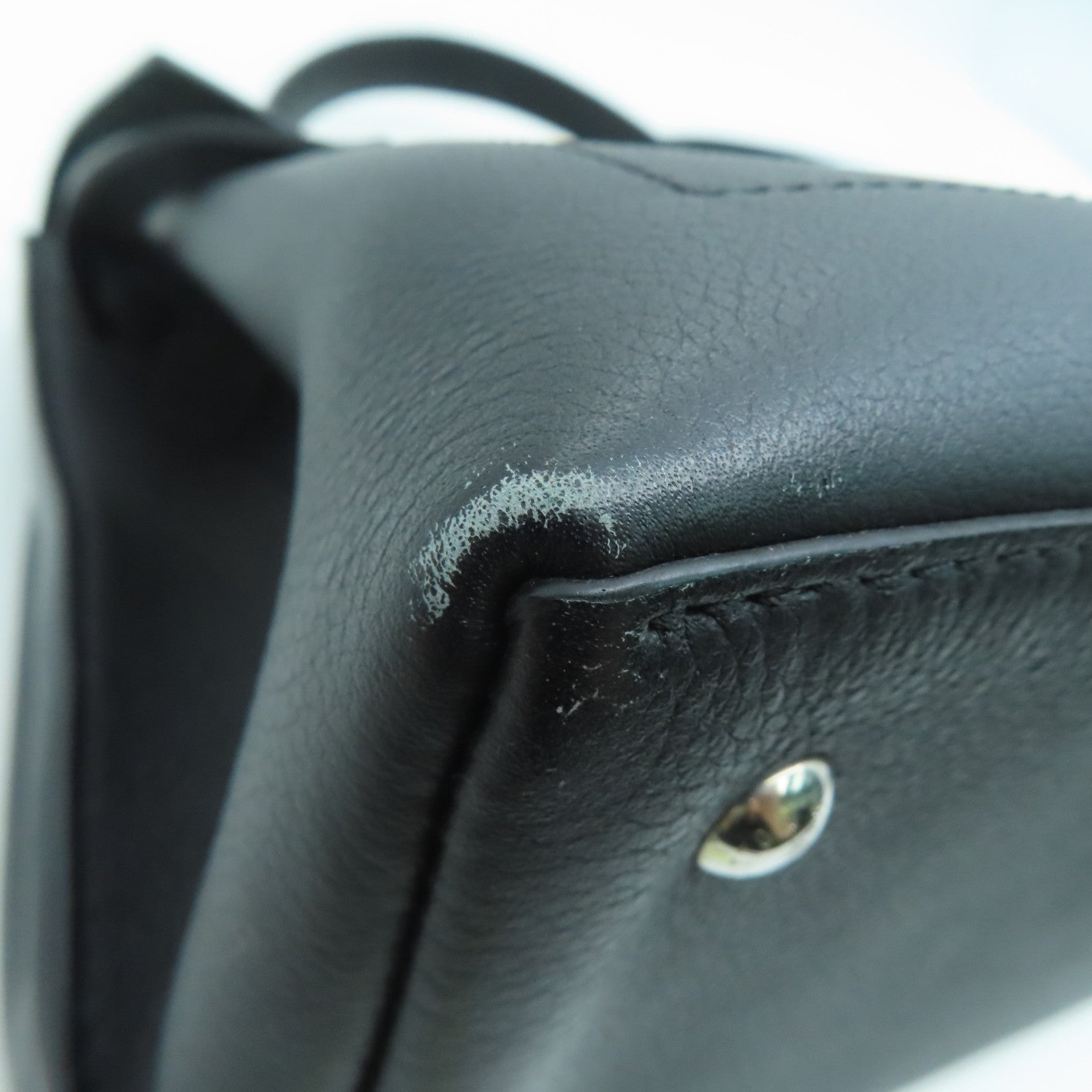 LOUIS VUITTON 牛皮皮革Lockme Ever BB银扣手挽肩背两用袋黑色