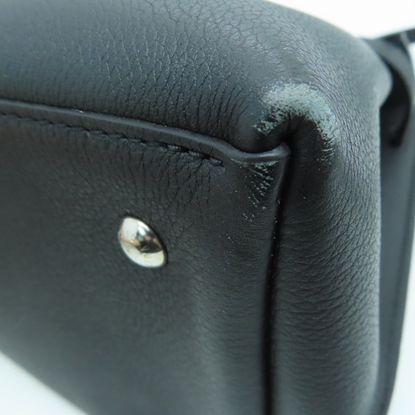 LOUIS VUITTON 牛皮皮革Lockme Ever BB银扣手挽肩背两用袋黑色