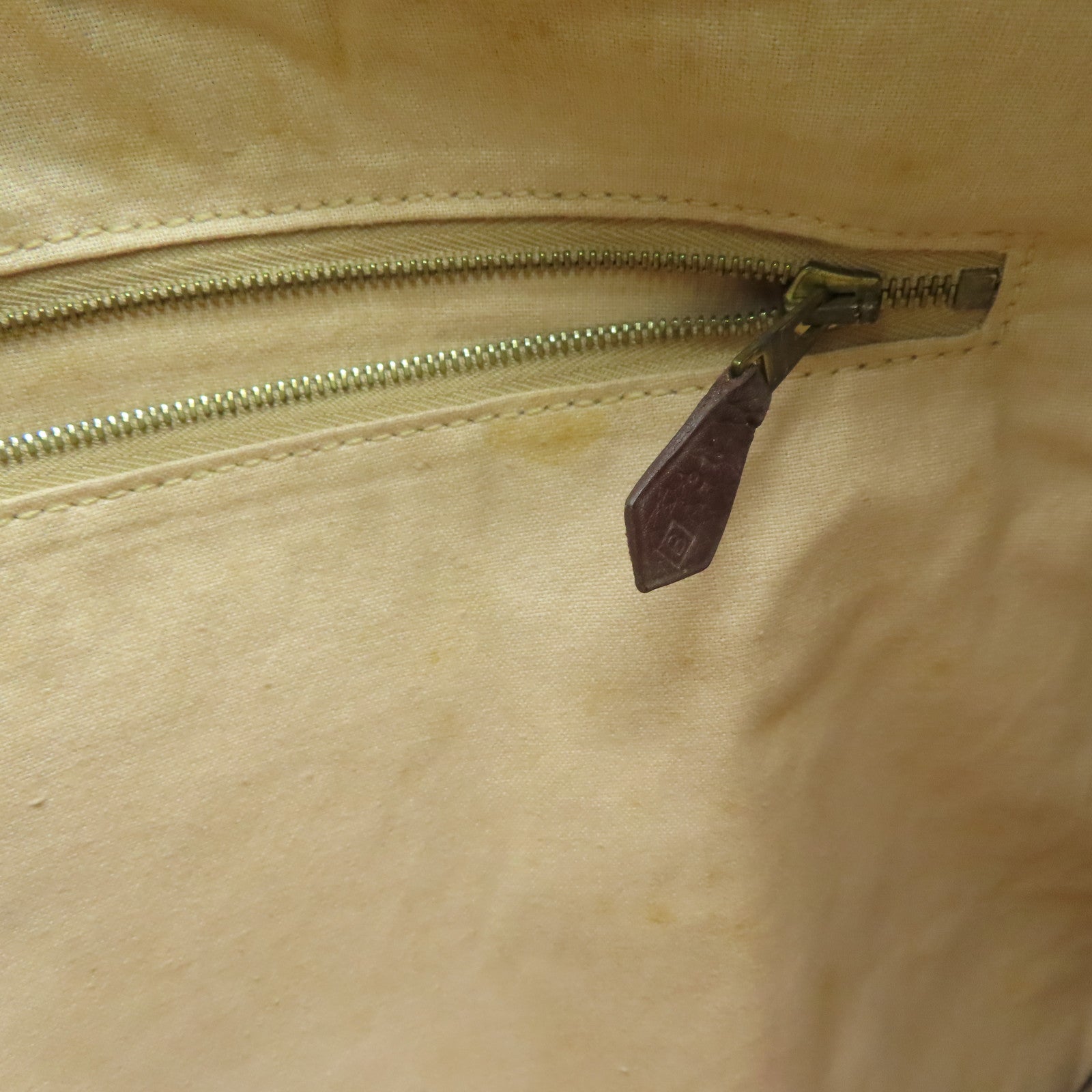 HERMES 【激減優惠】Clemence皮革Massai Shoulder金扣肩背袋紅色
