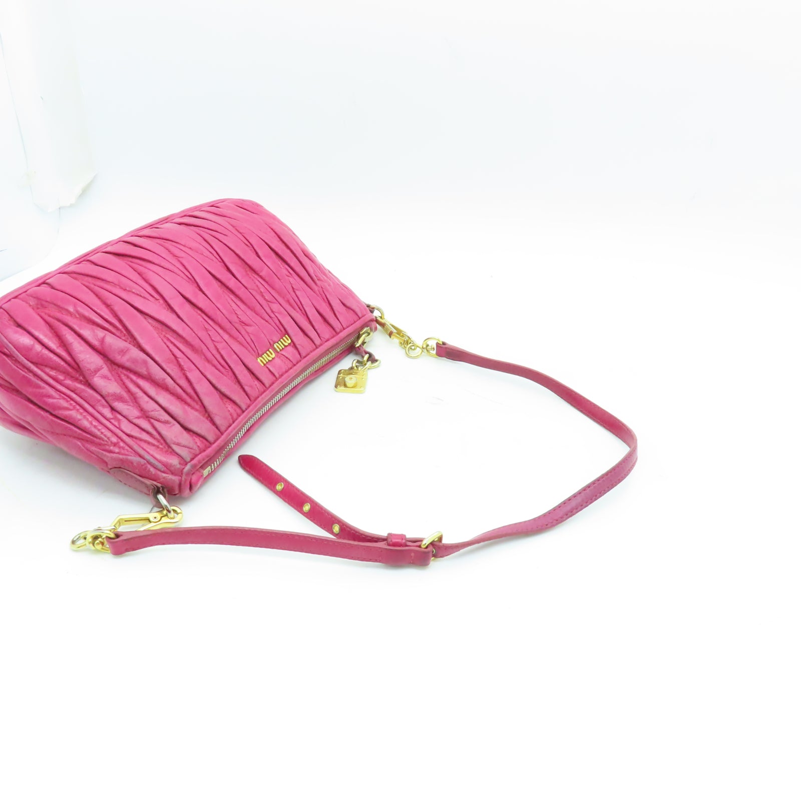 Miu Miu 牛皮皮革Shoulder Bag金扣肩背袋粉紅色
