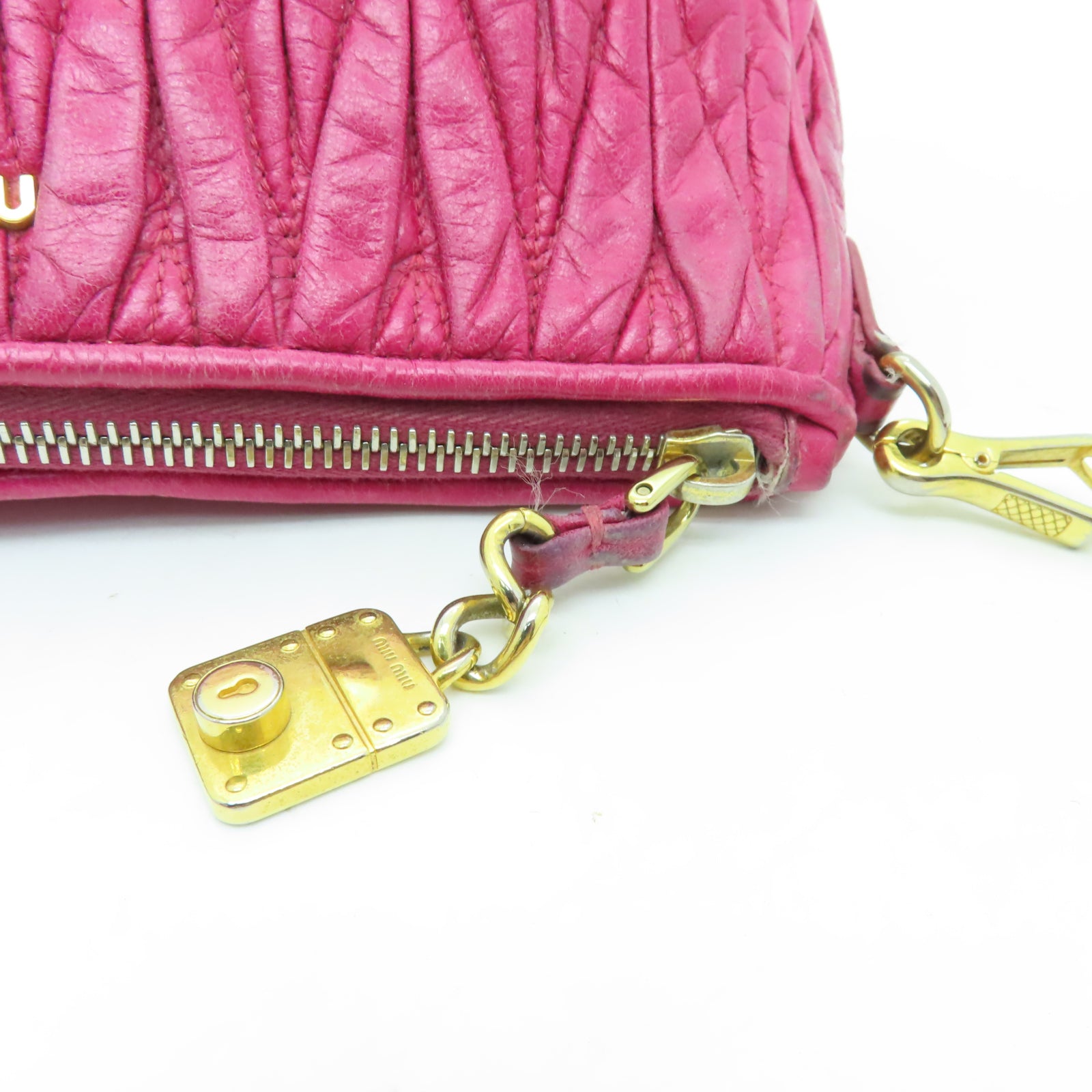 Miu Miu 牛皮皮革Shoulder Bag金扣肩背袋粉紅色
