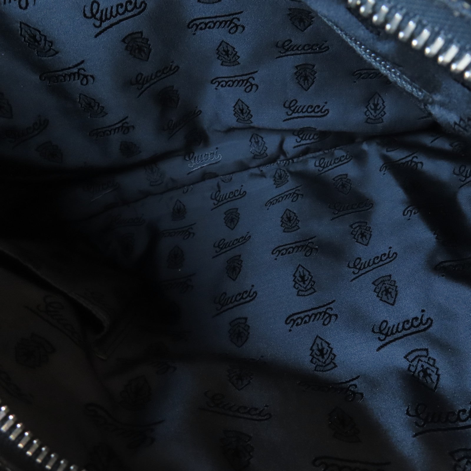 GUCCI 牛皮皮革Shoulder Bag銀扣肩背袋黑色