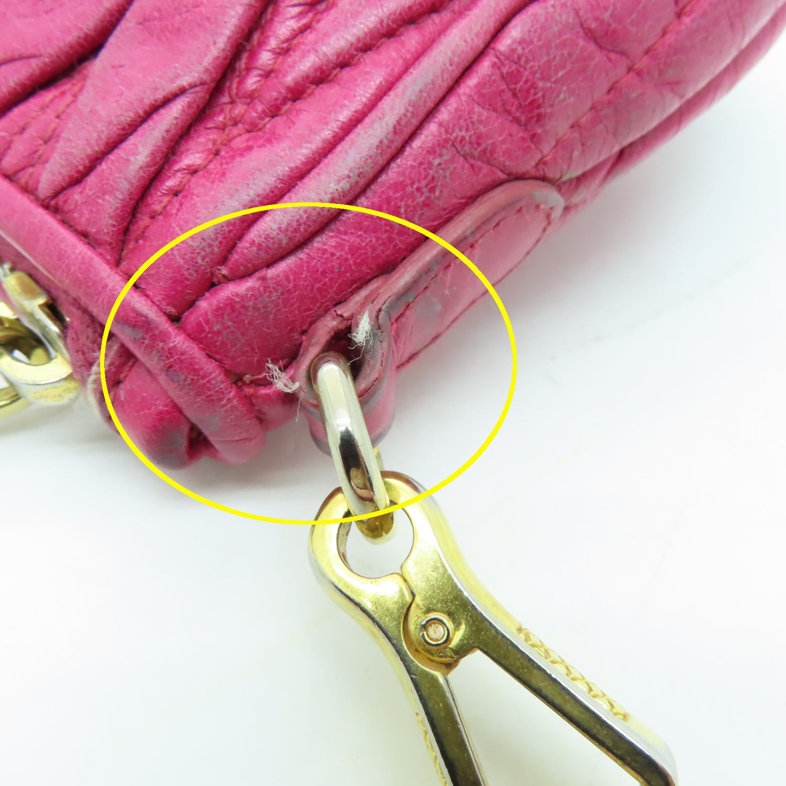 Miu Miu 牛皮皮革Shoulder Bag金扣肩背袋粉紅色