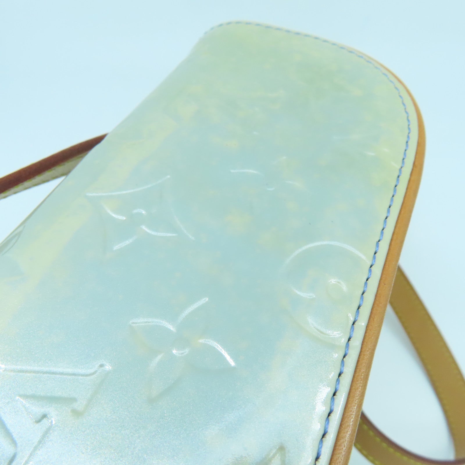 LOUIS VUITTON Vernis Sullivan Vertical金扣肩背袋綠色/米色