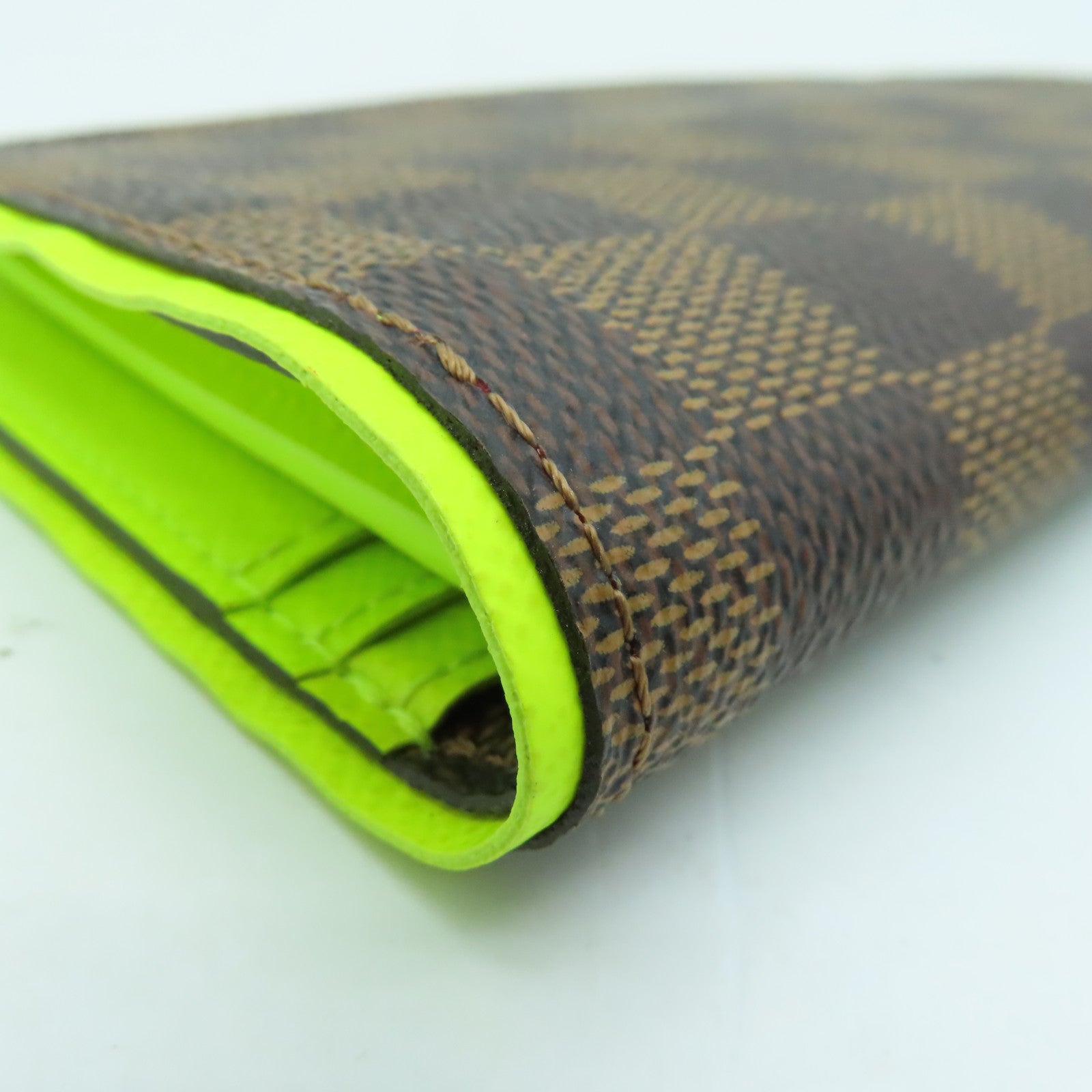 LOUIS VUITTON Damier Portefeuille Brazza Bifold银扣长钱包黄色/啡色