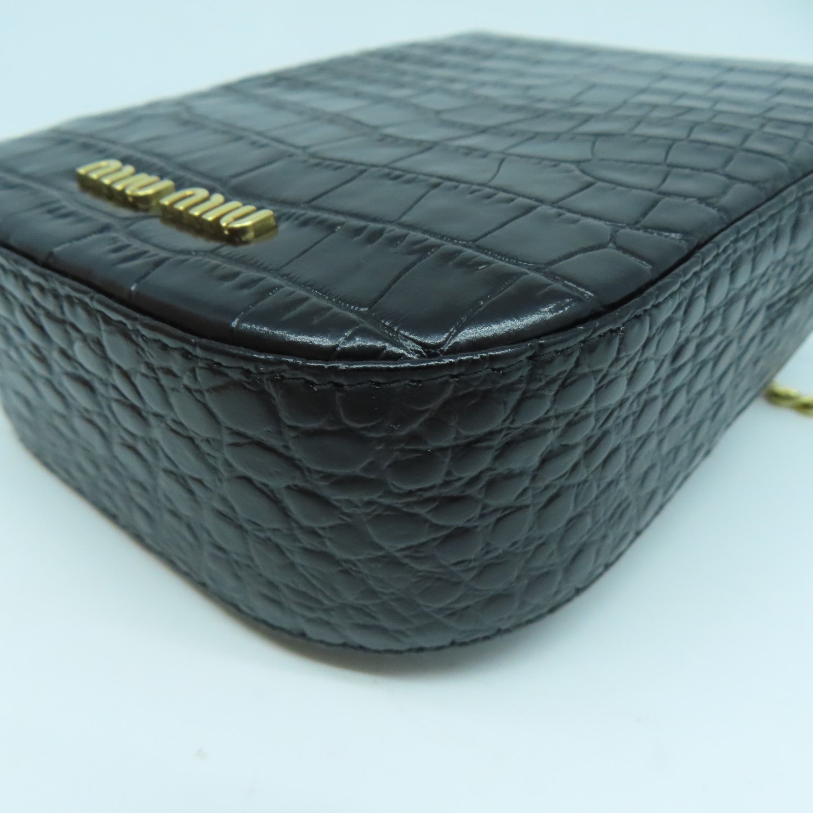 Miu Miu 牛皮皮革Chain Shoulder金扣鏈帶肩背袋黑色