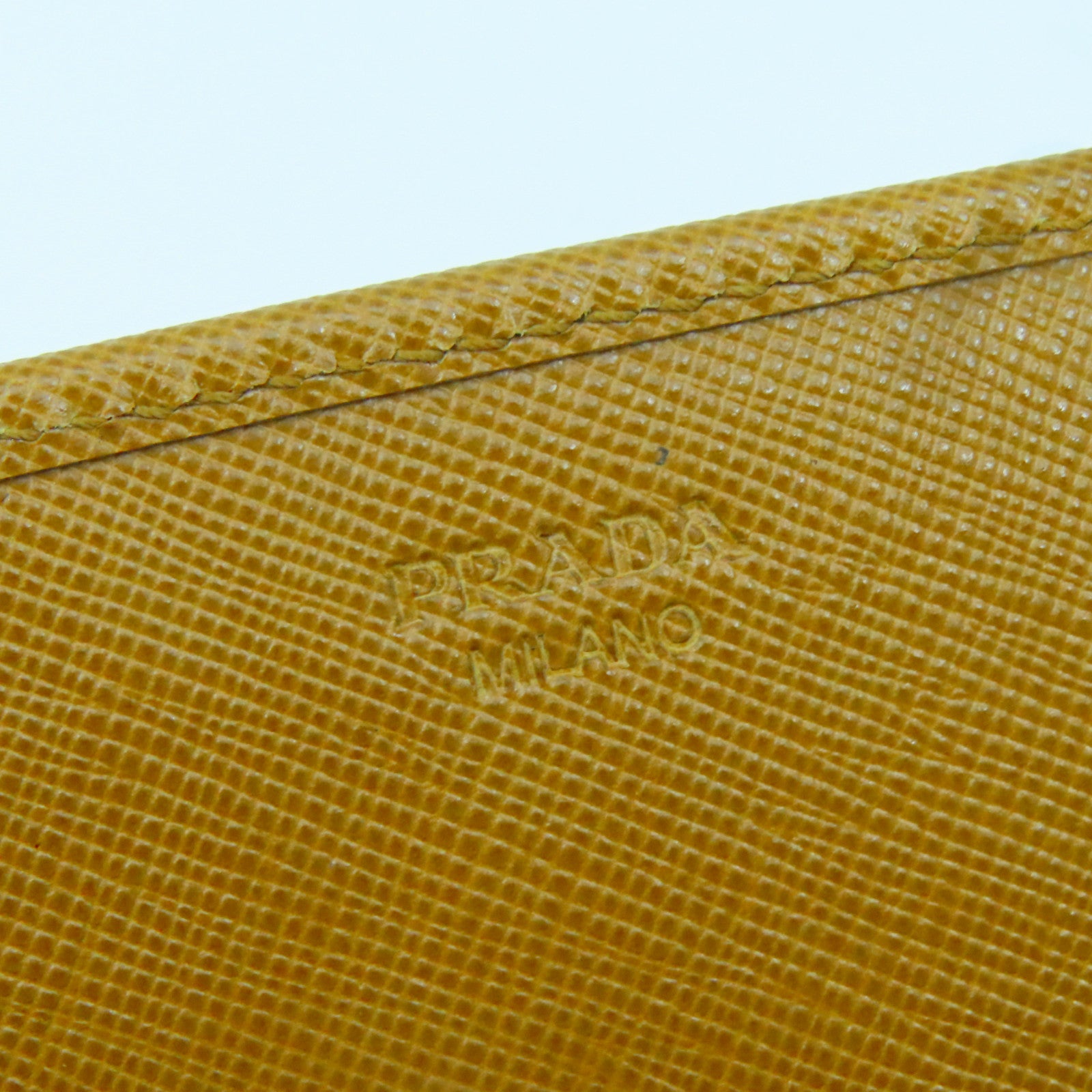 PRADA 【激減優惠】牛皮皮革Wallet金扣長錢包棕色
