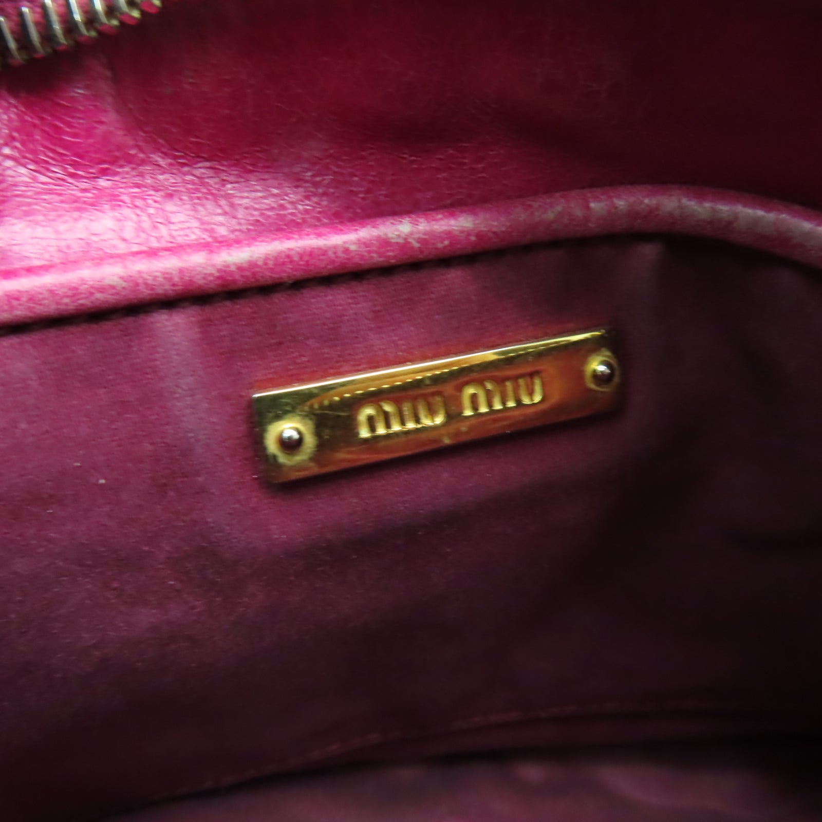 Miu Miu 牛皮皮革Shoulder Bag金扣肩背袋粉紅色