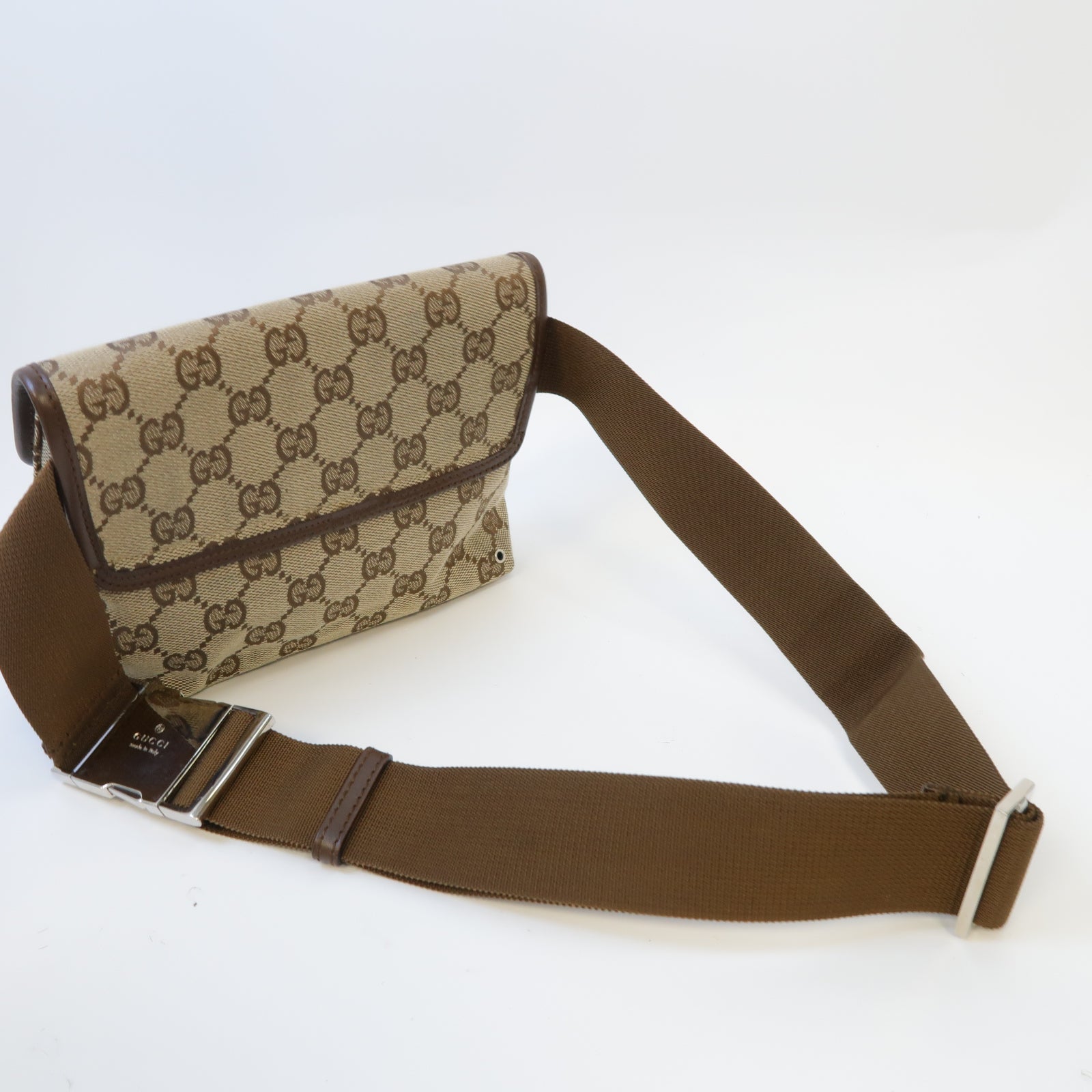 GUCCI 帆布Waist Bag銀扣腰包啡色