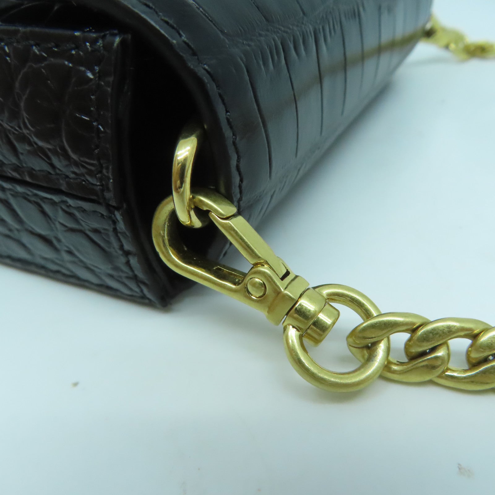 Miu Miu 牛皮皮革Chain Shoulder金扣鏈帶肩背袋黑色