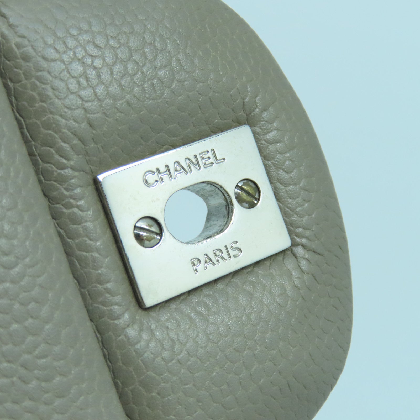 CHANEL 牛皮皮革Classic Jumbo Double Flat銀扣肩背袋淺褐色