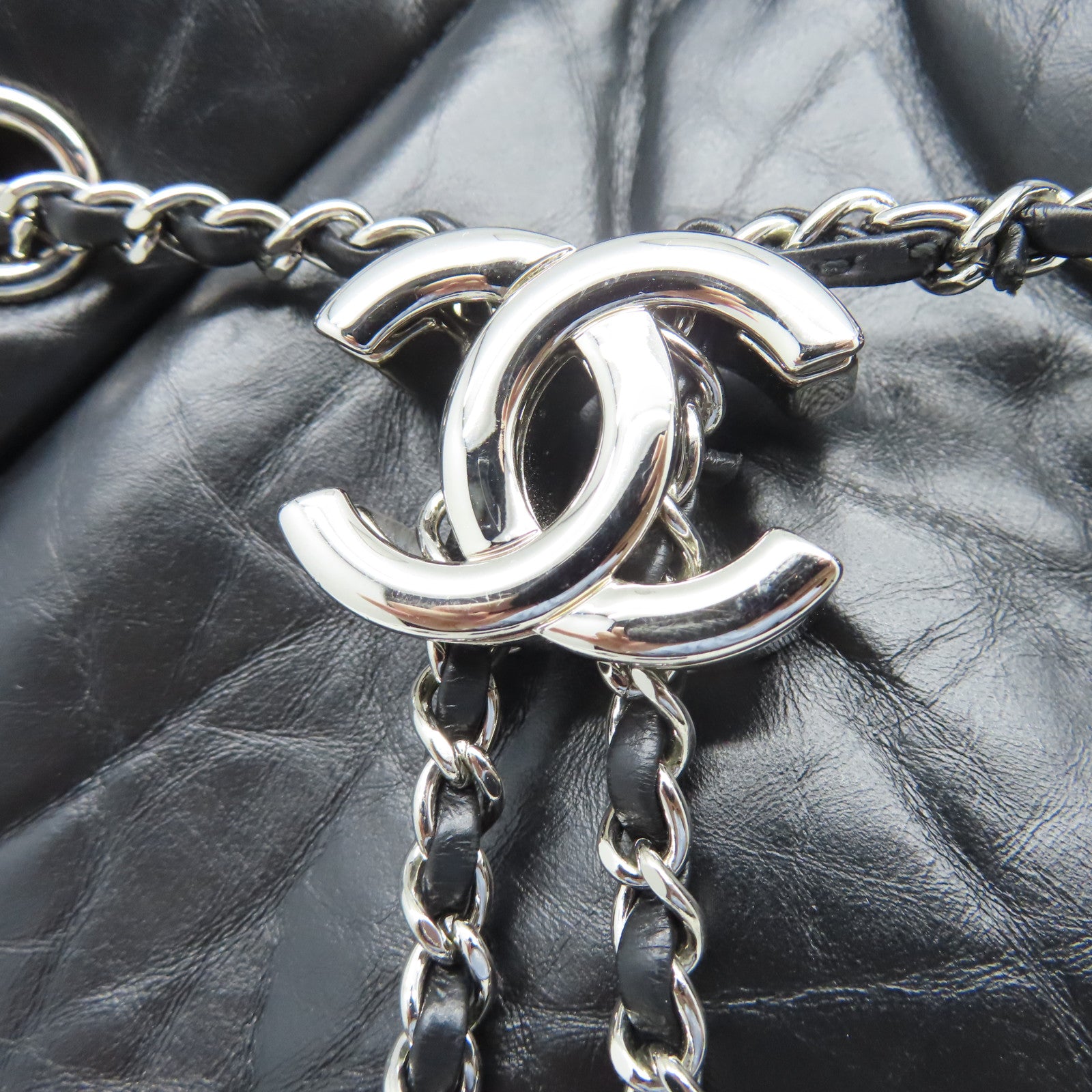 CHANEL 菱格牛皮皮革Chain Shoulder銀扣鏈帶肩背袋黑色
