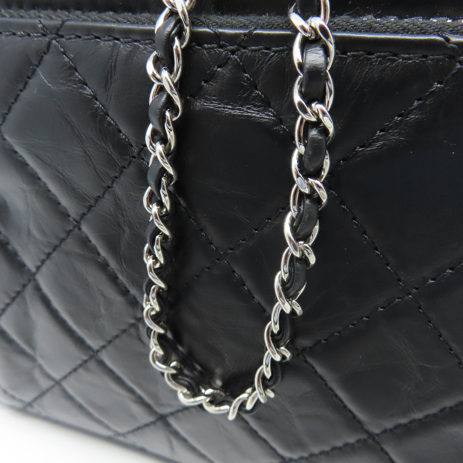 CHANEL 菱格牛皮皮革Chain Shoulder銀扣鏈帶肩背袋黑色